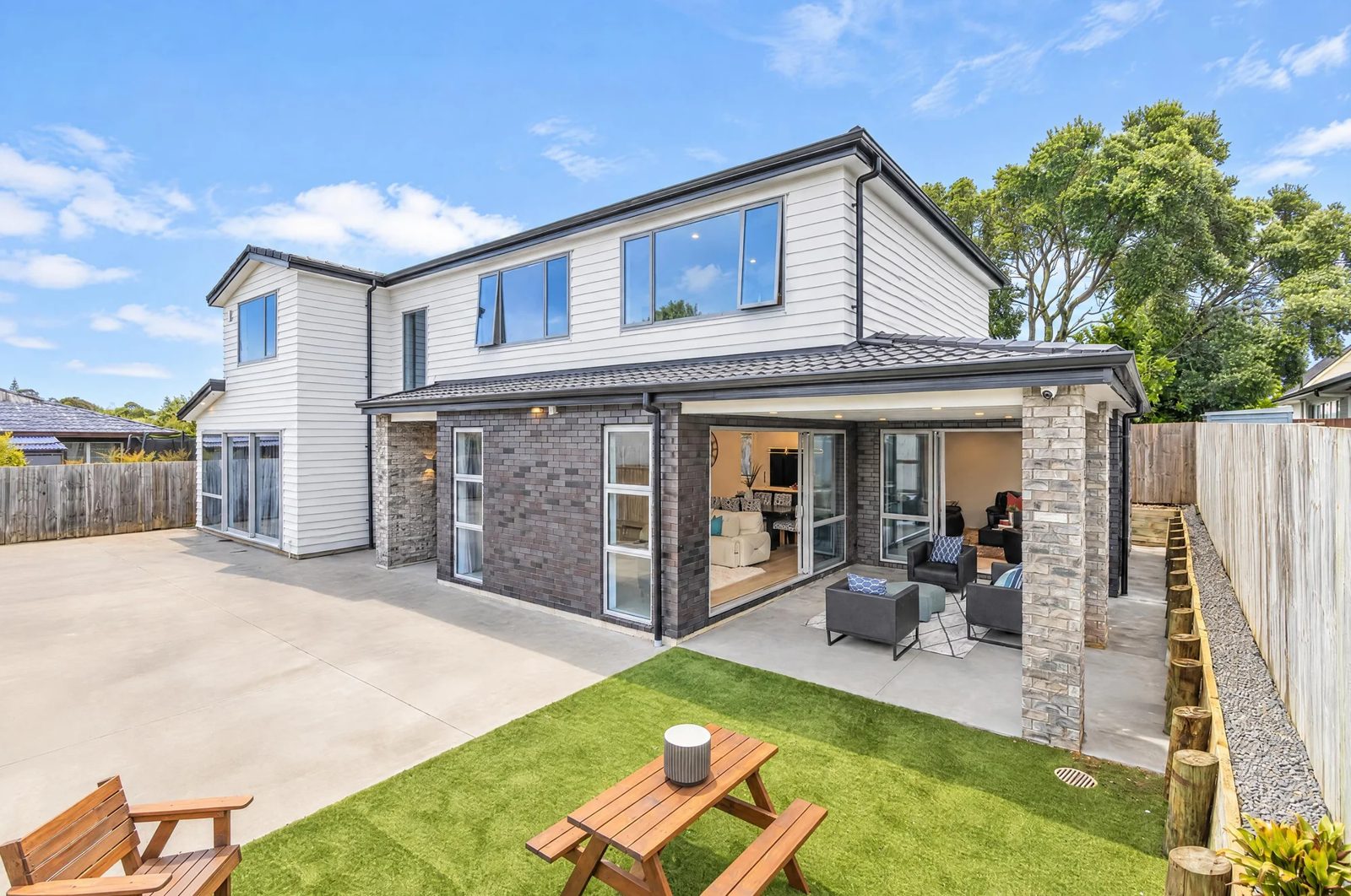 54A Meadway, Sunnyhills