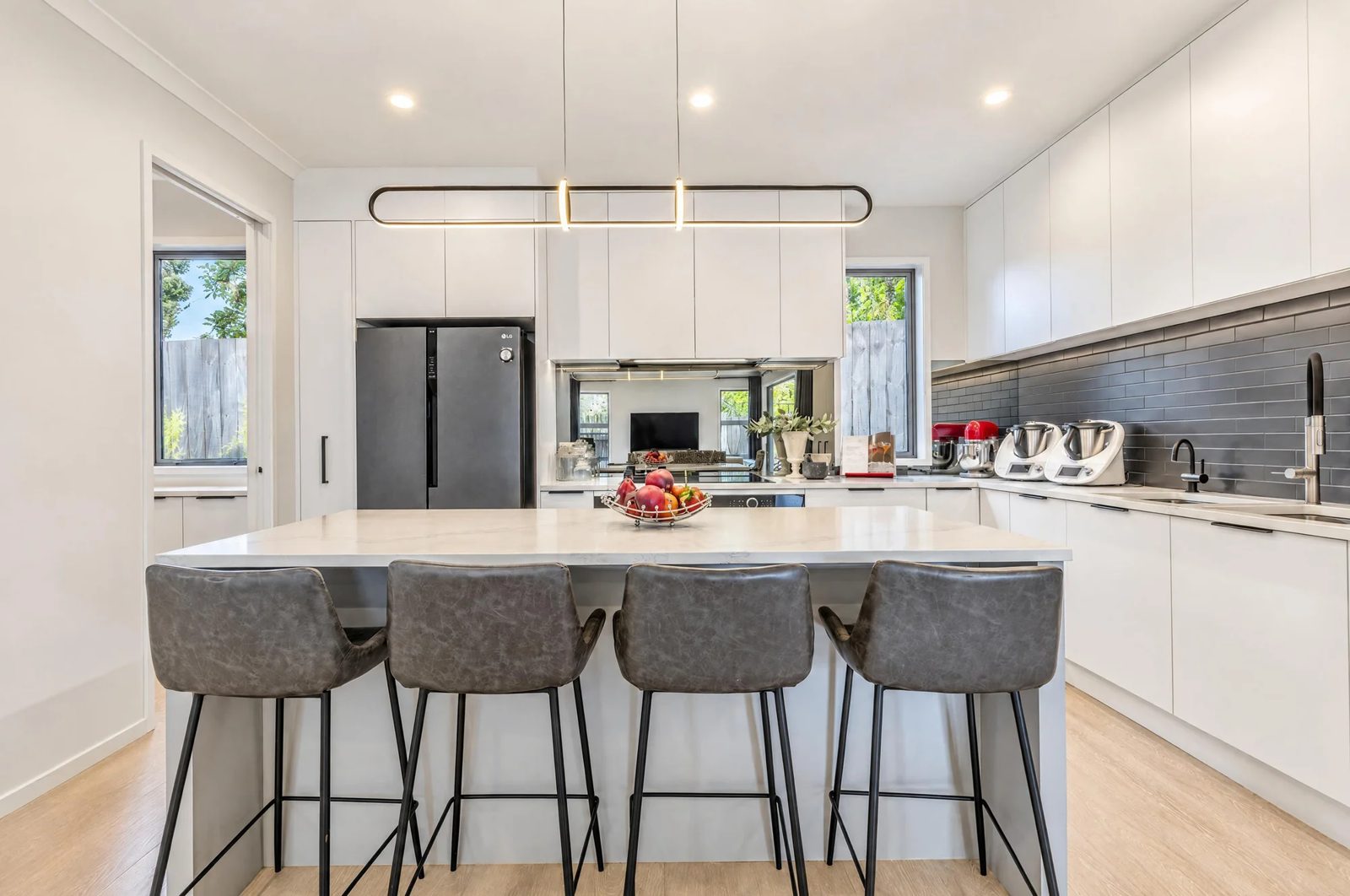 54A Meadway, Sunnyhills, photo 2