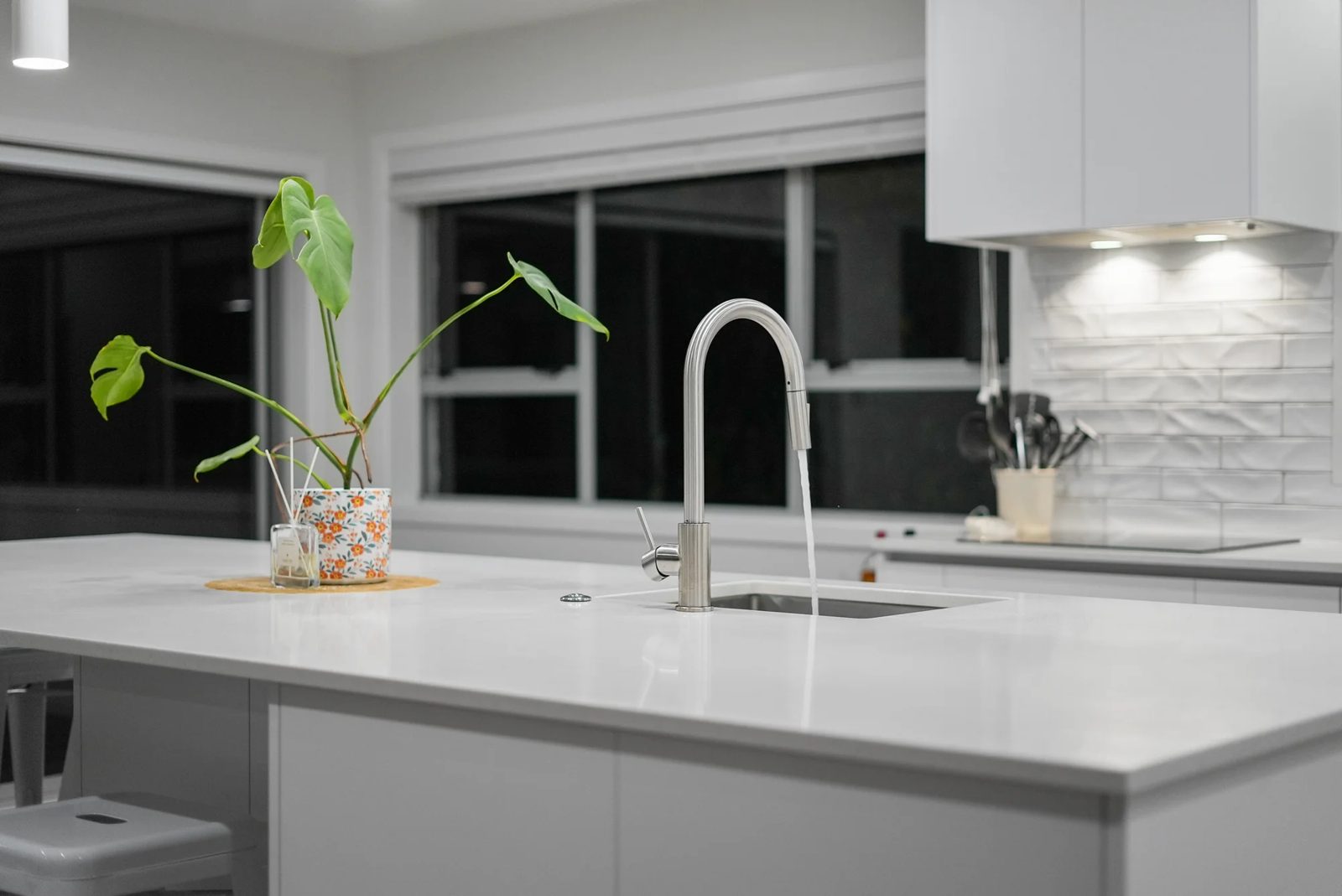 24 John Dee Crescent, Red Beach, photo 12