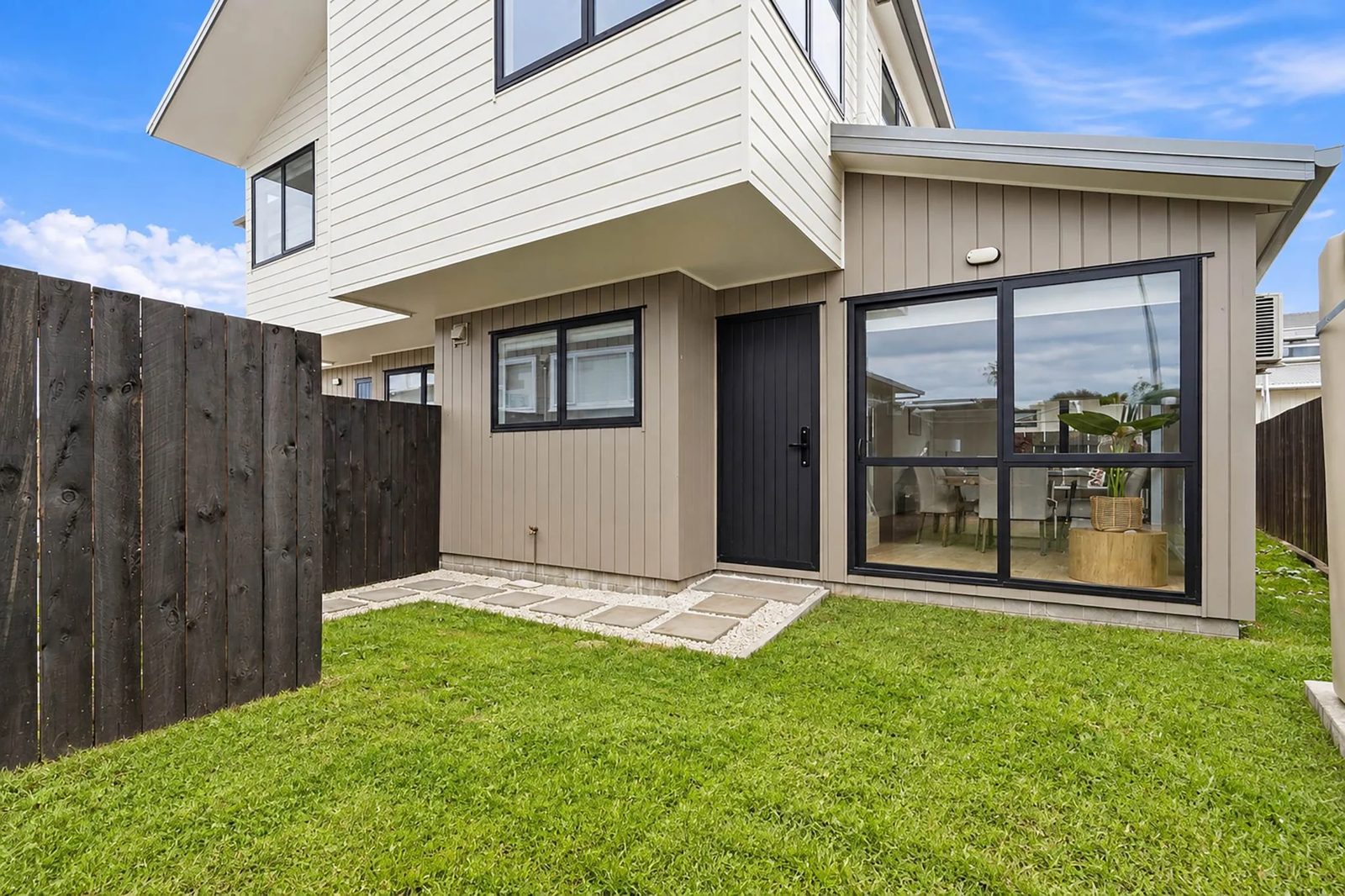 5 Browns Road, Manurewa, photo 8