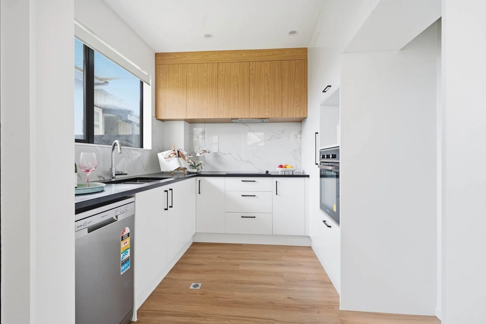 5 Browns Road, Manurewa, photo 9