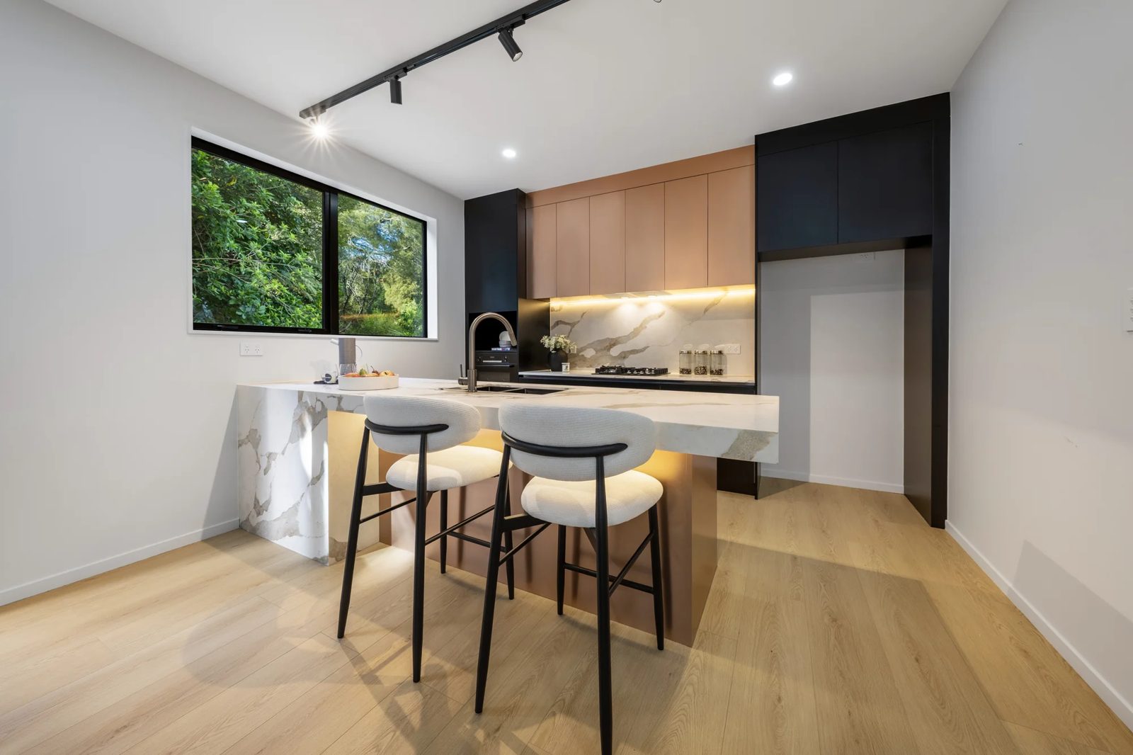 20D Barker Rise, Northcross, photo 13
