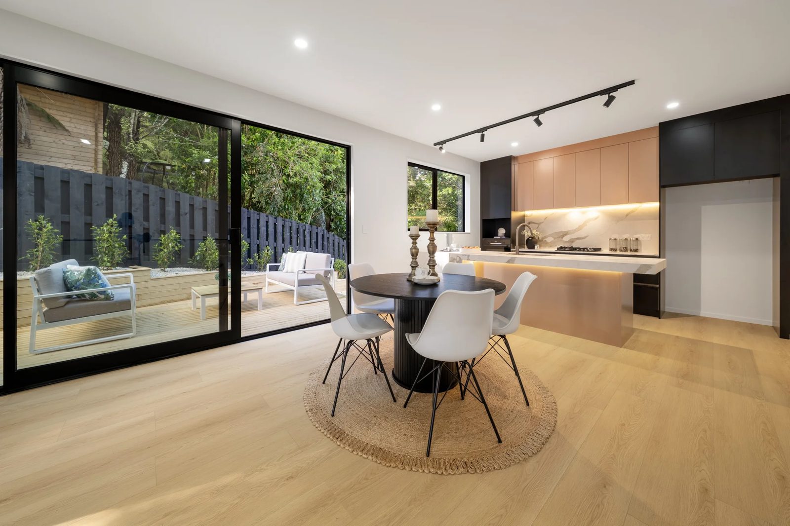 20D Barker Rise, Northcross, photo 14