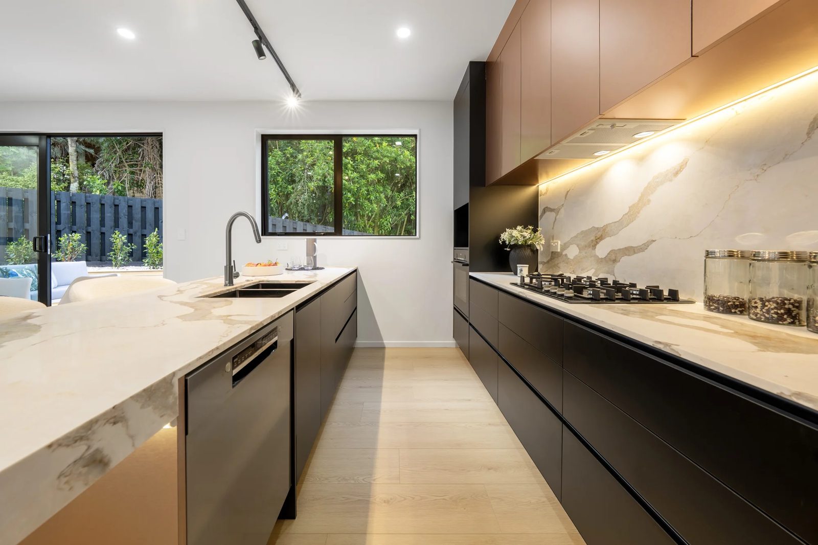 20D Barker Rise, Northcross, photo 4