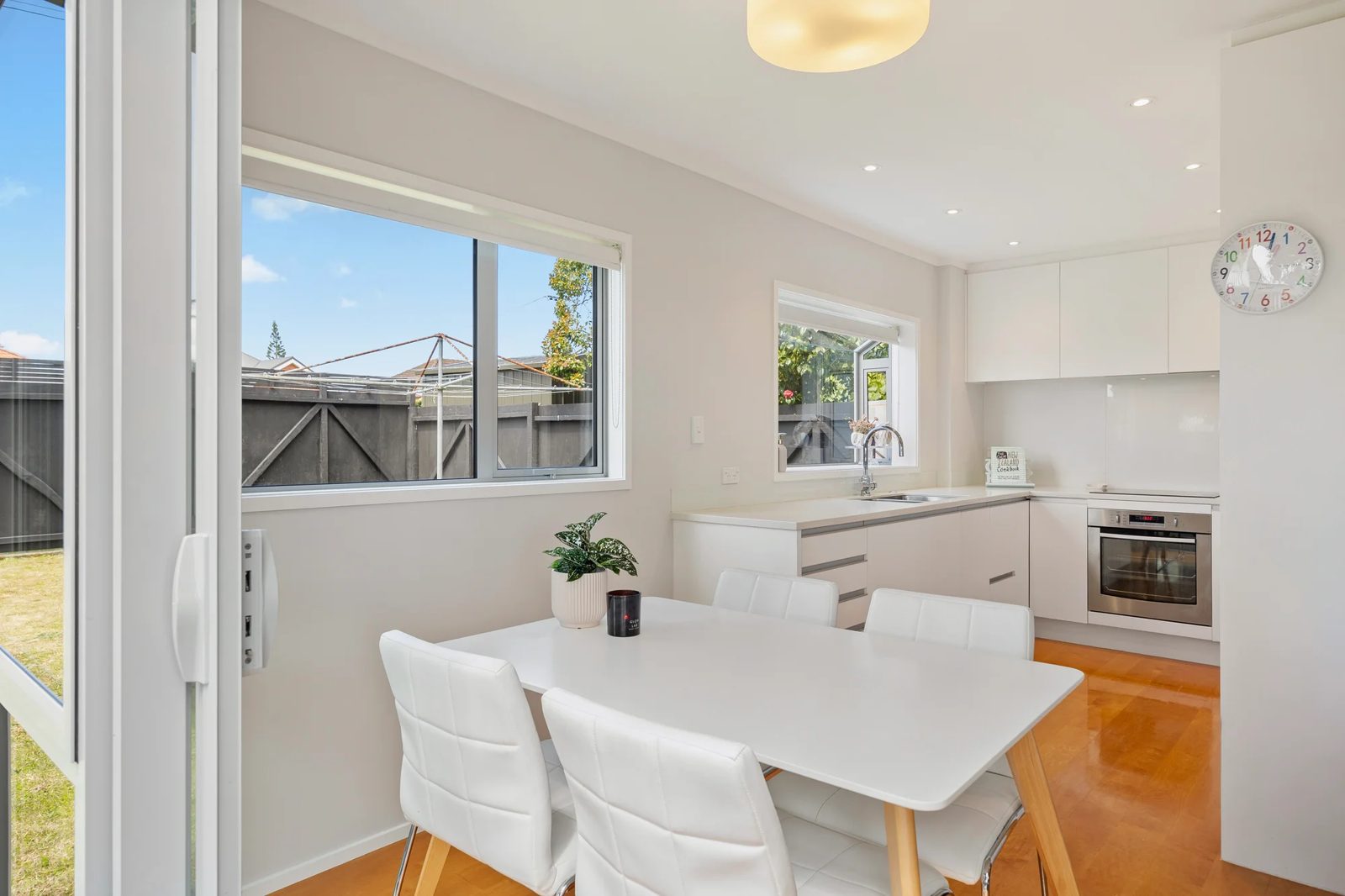 1/29 Islington Avenue, New Lynn, photo 4