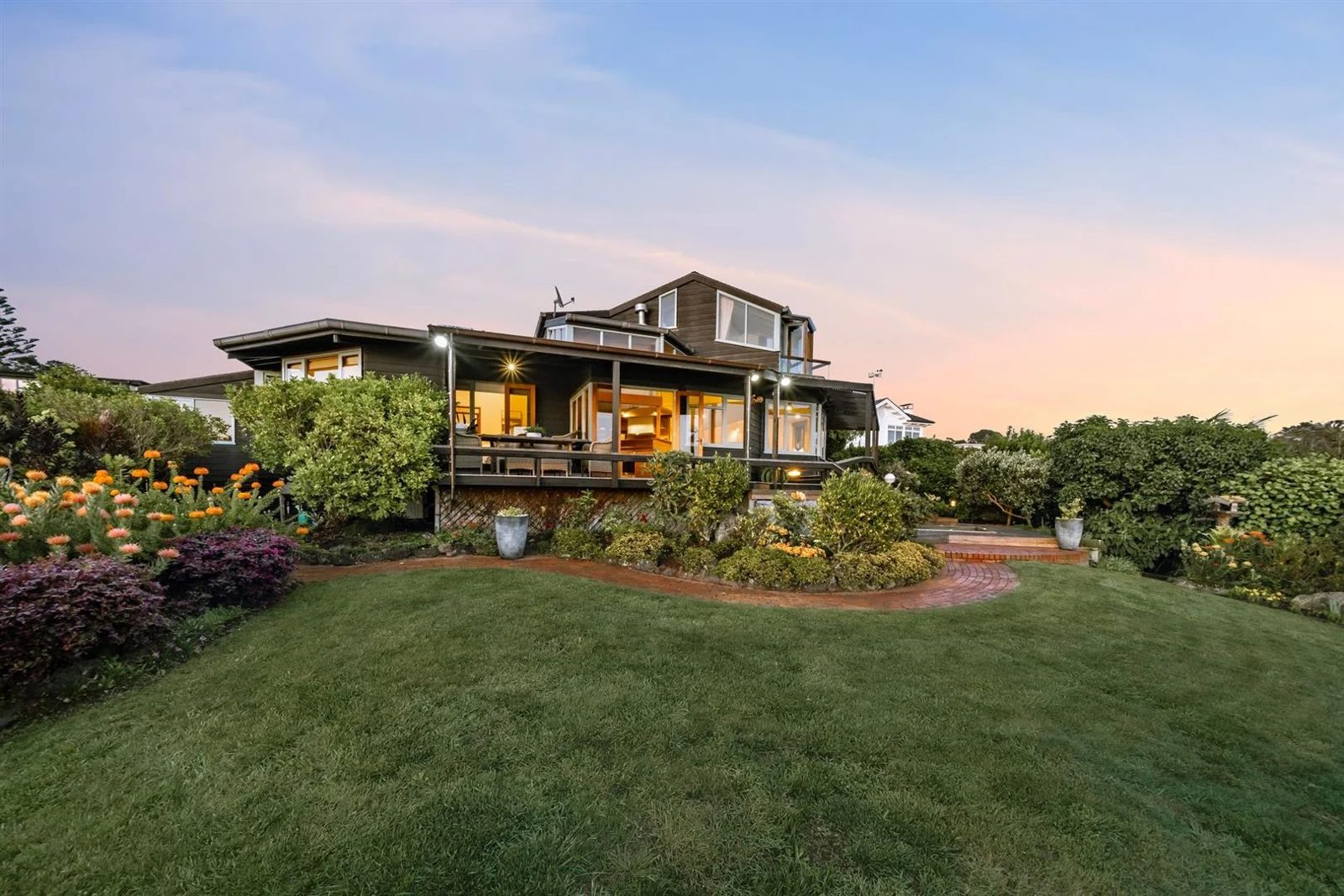 153 Beach Road, Castor Bay, photo 11
