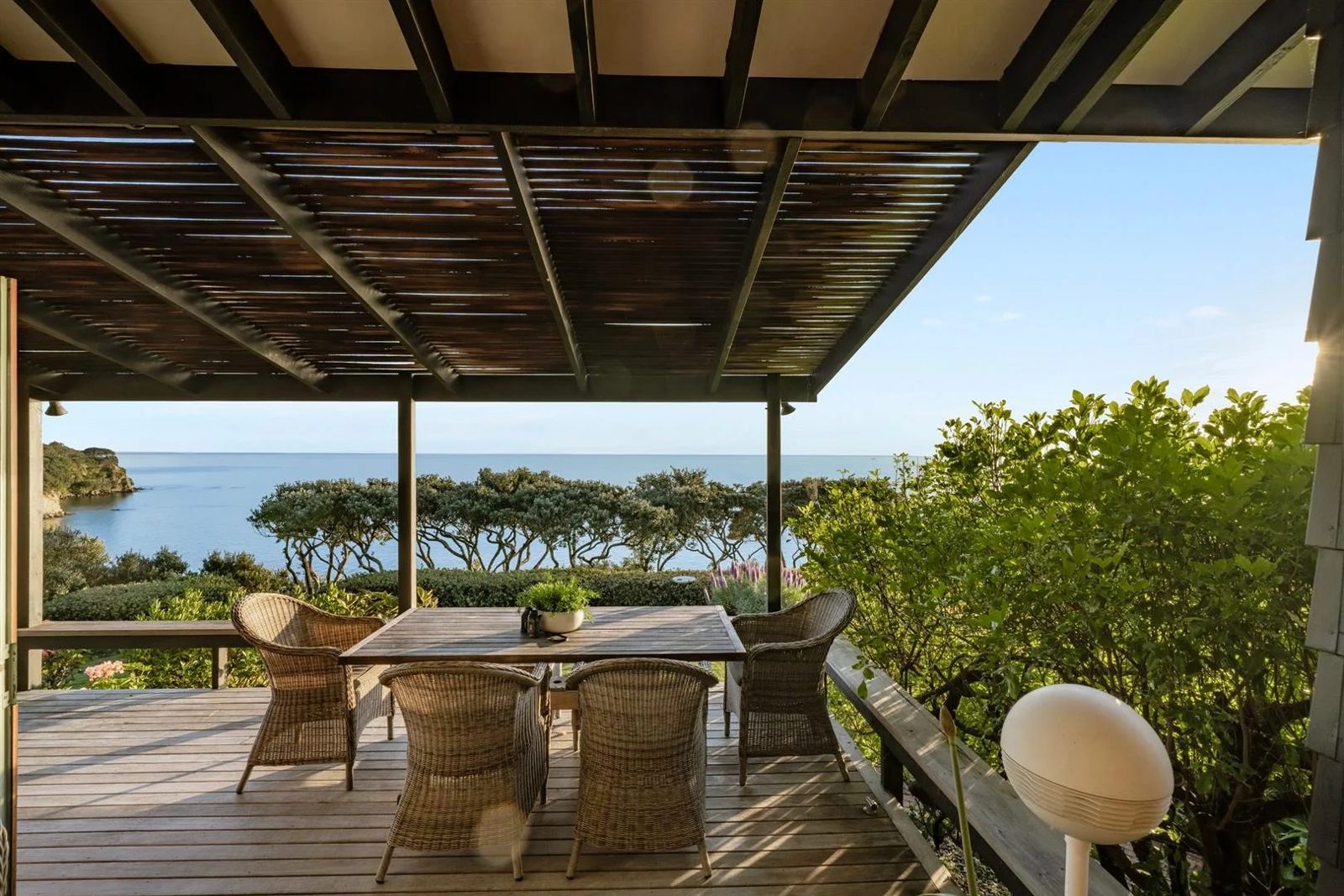 153 Beach Road, Castor Bay, photo 16