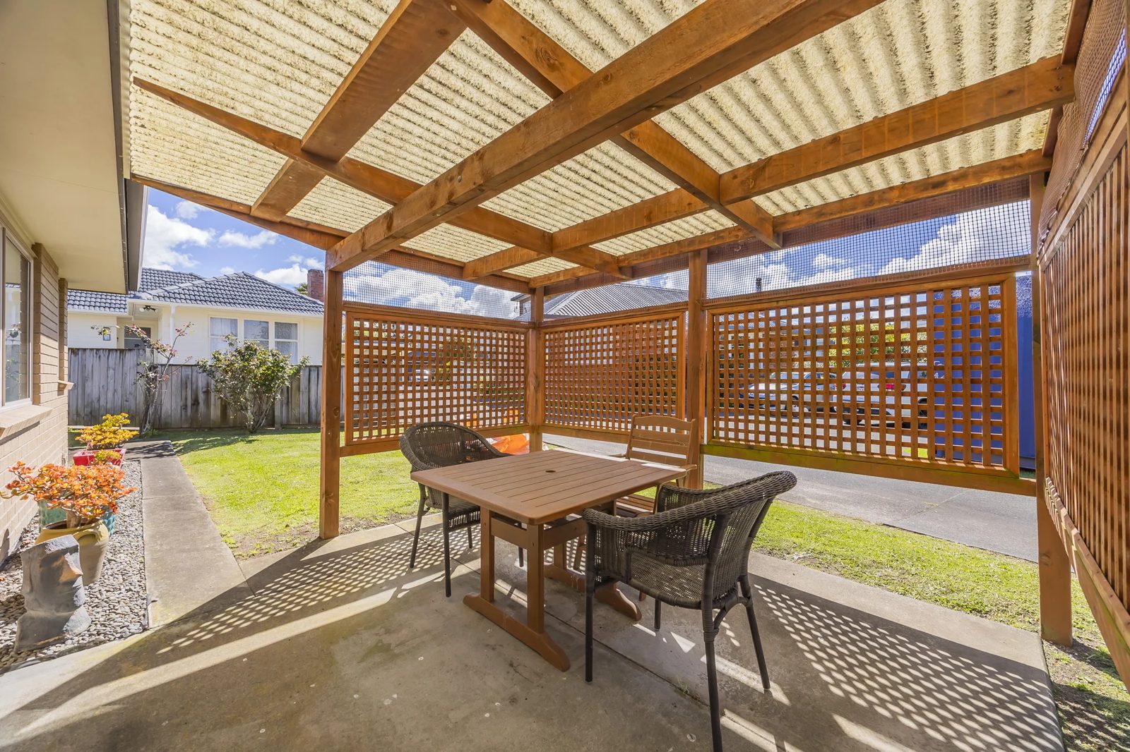 18A Duncan Avenue, Te Atatu South, photo 5