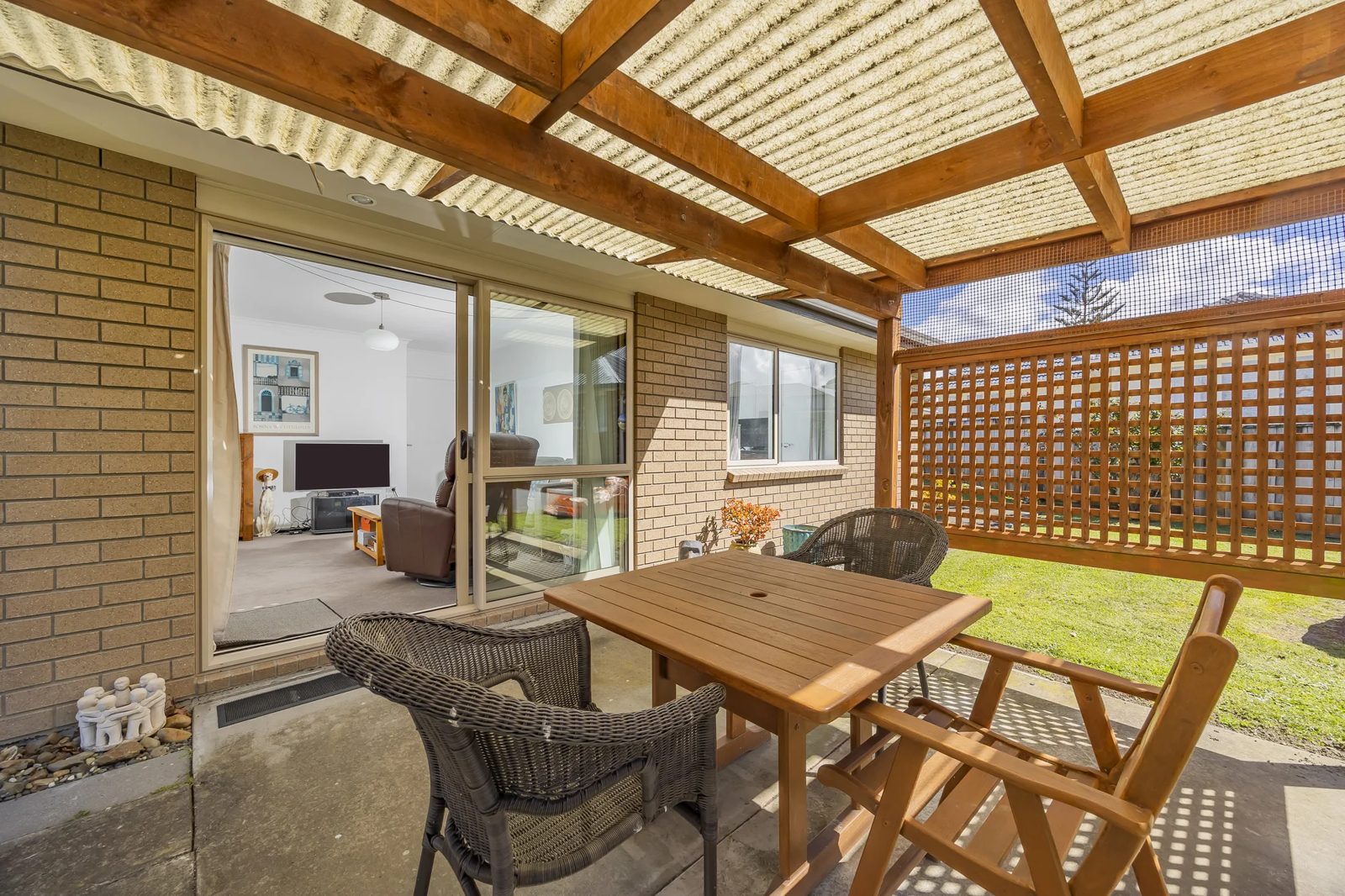 18A Duncan Avenue, Te Atatu South, photo 8