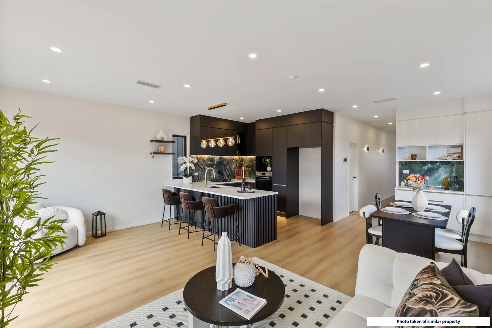 29 Wavecrest Lane, Hobsonville, photo 7