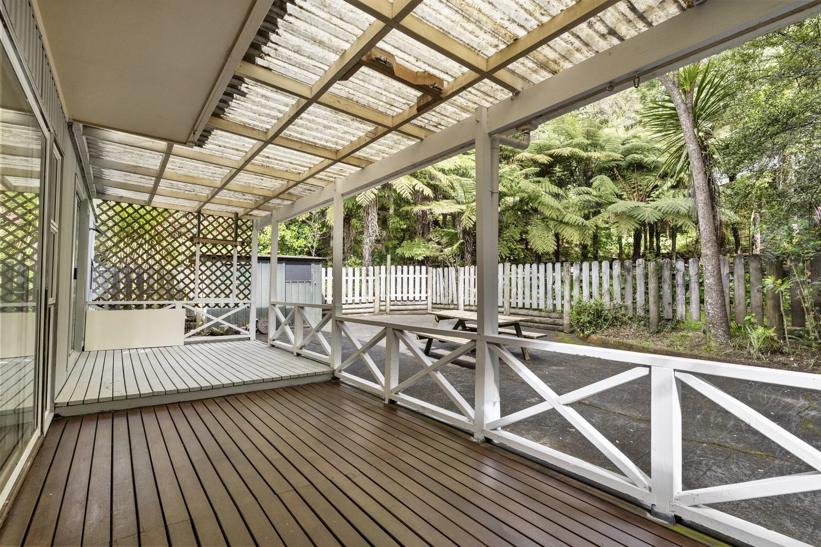 12 Karapiti Place, Glen Eden, photo 8