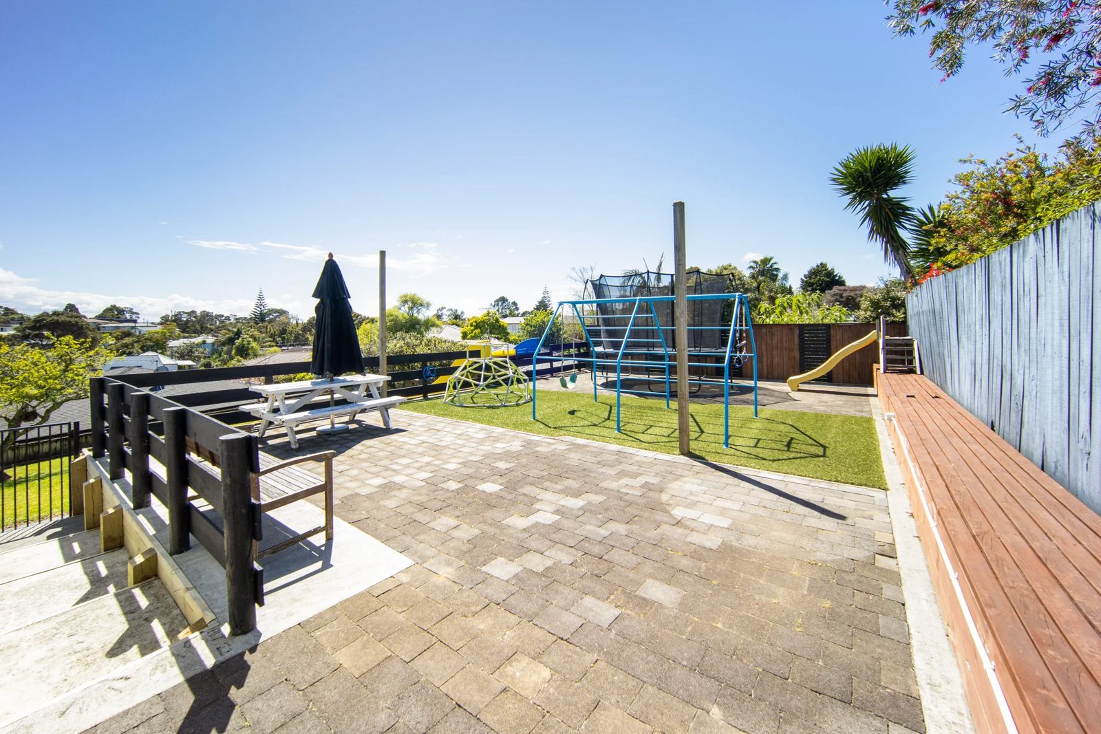 31 Mason Street, New Lynn, photo 6