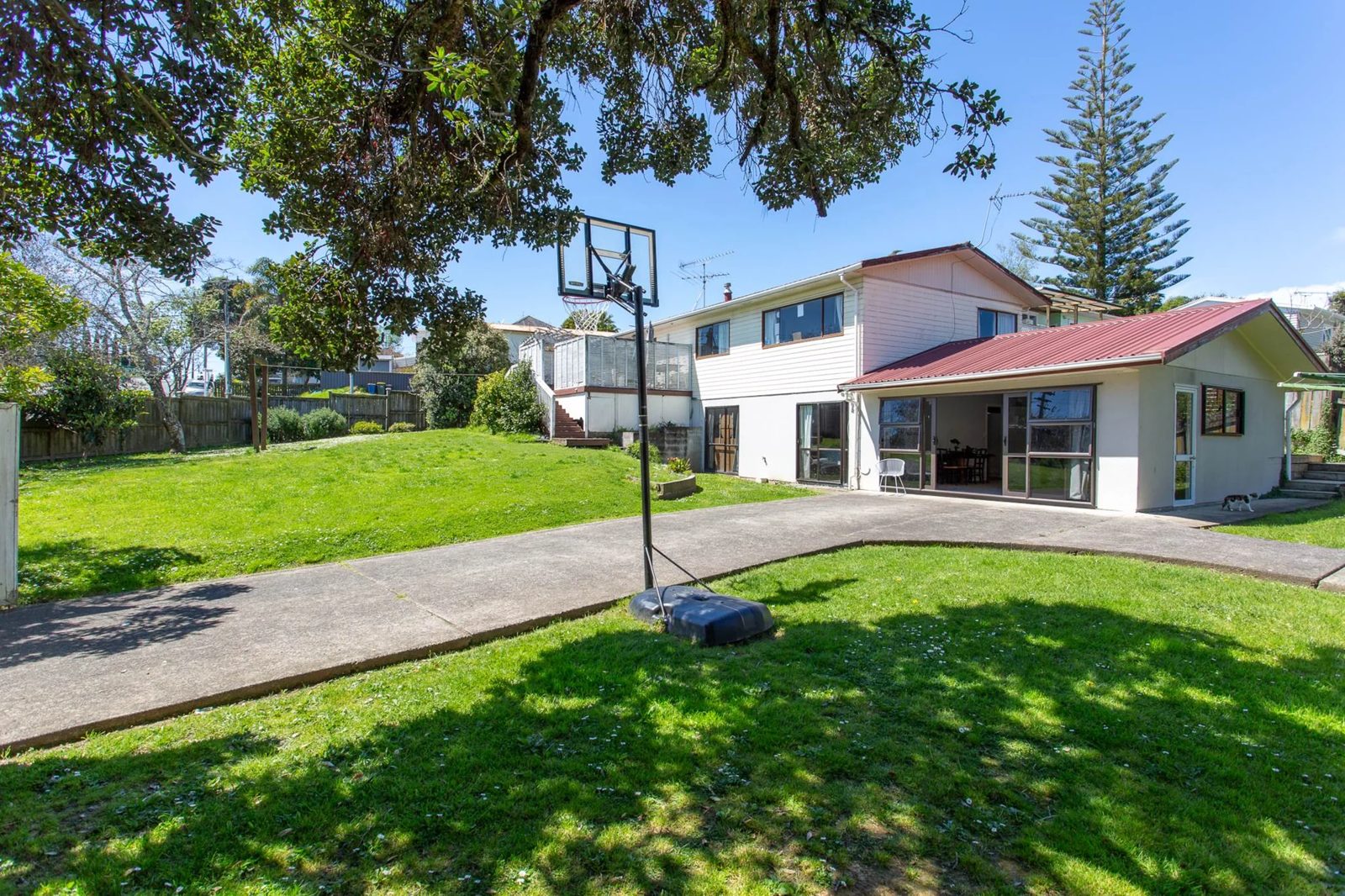 1 Hellyers Street, Birkdale, photo 2