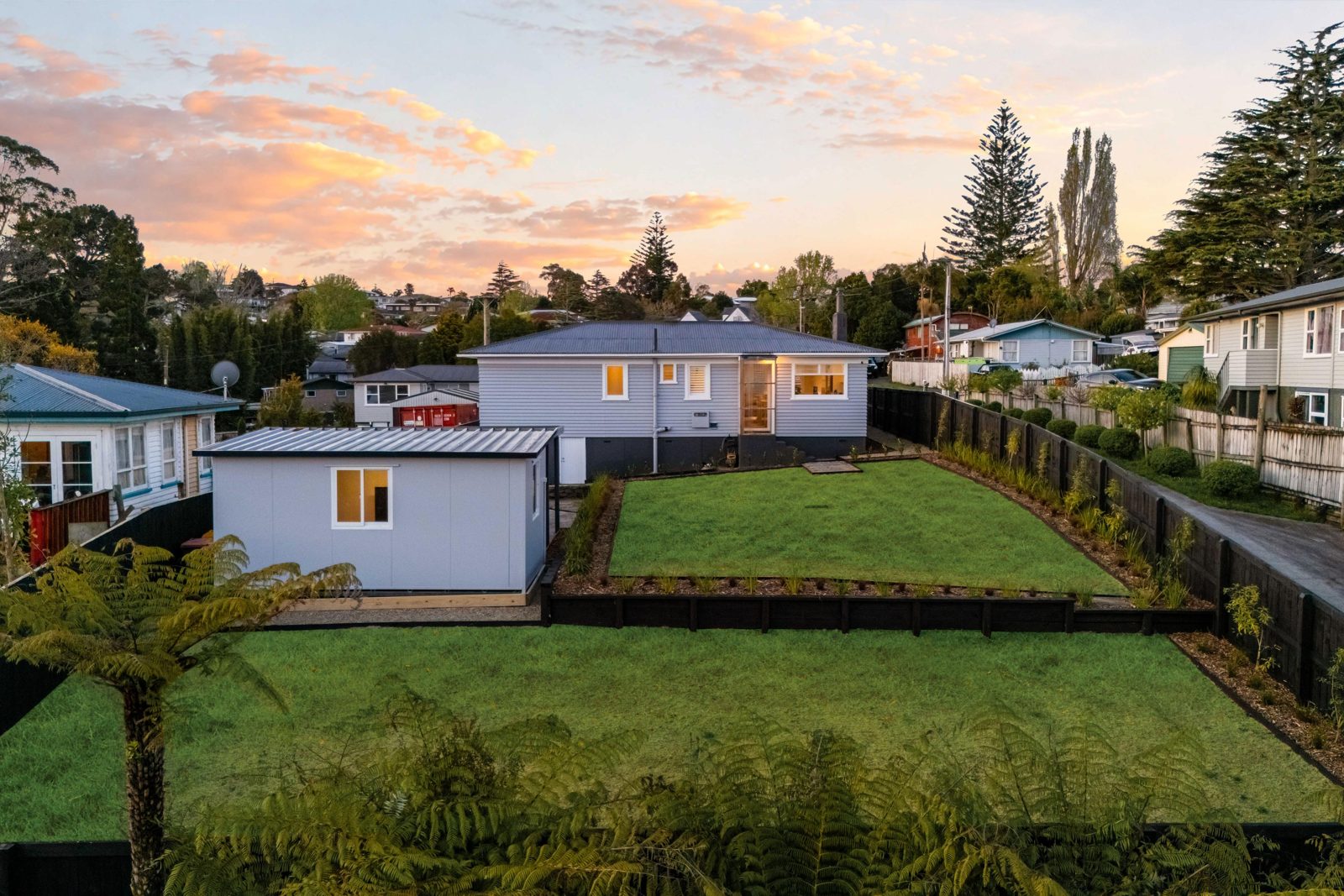 58 Chorley Avenue, Massey, photo 2