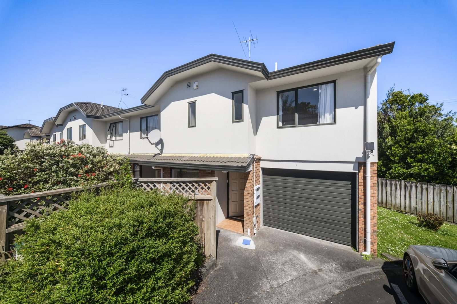 17/2 Arawa Street, New Lynn, photo 1