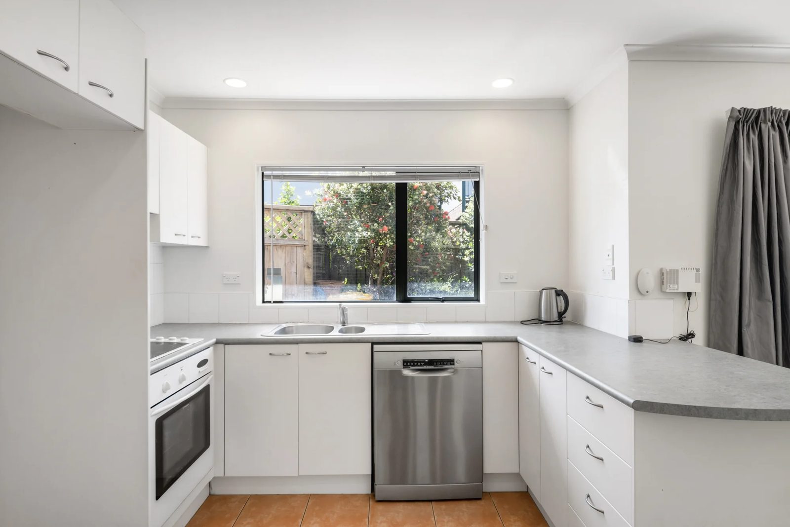 17/2 Arawa Street, New Lynn, photo 8