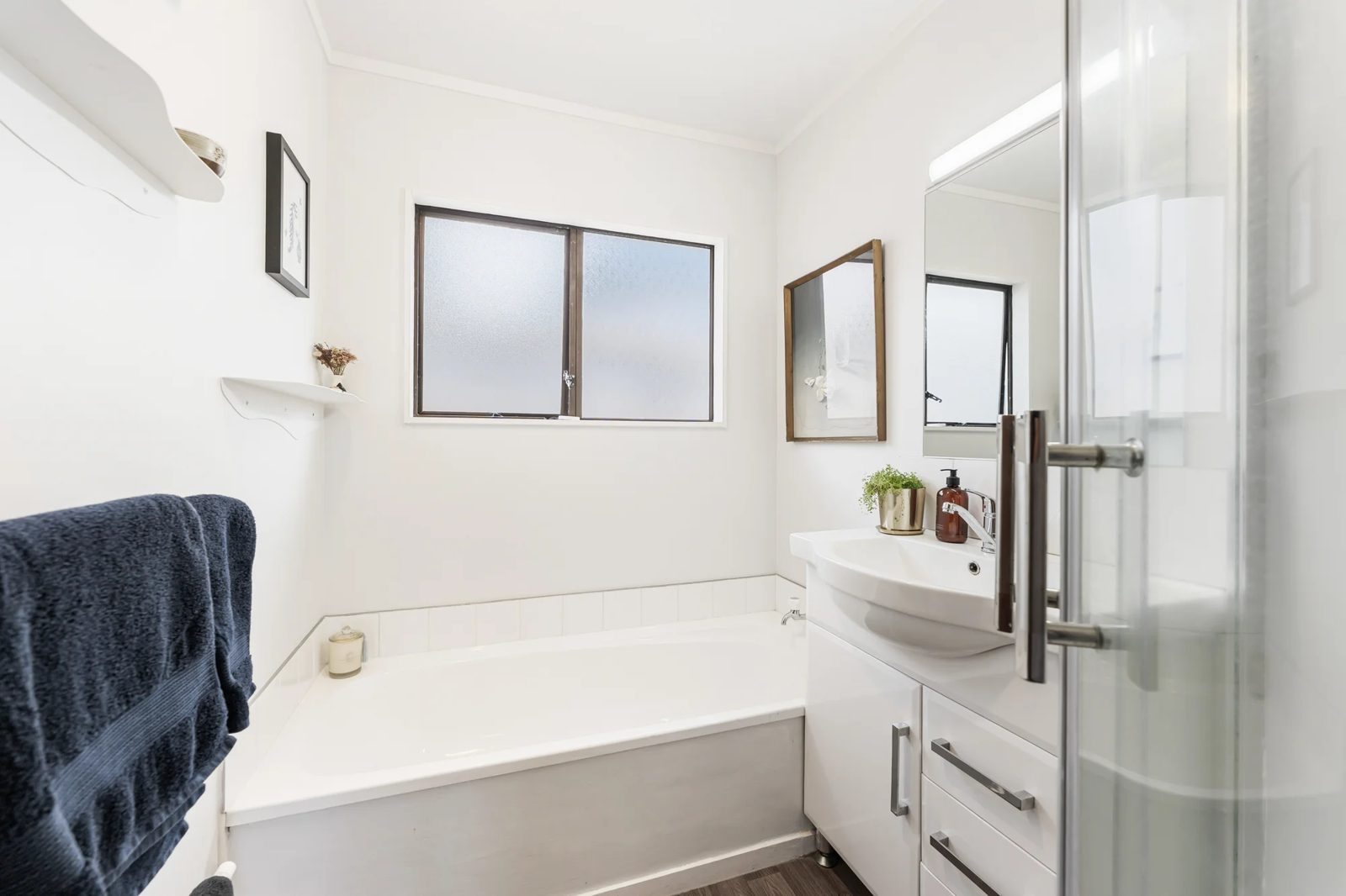 2/2 Riverview Road, New Lynn, photo 16