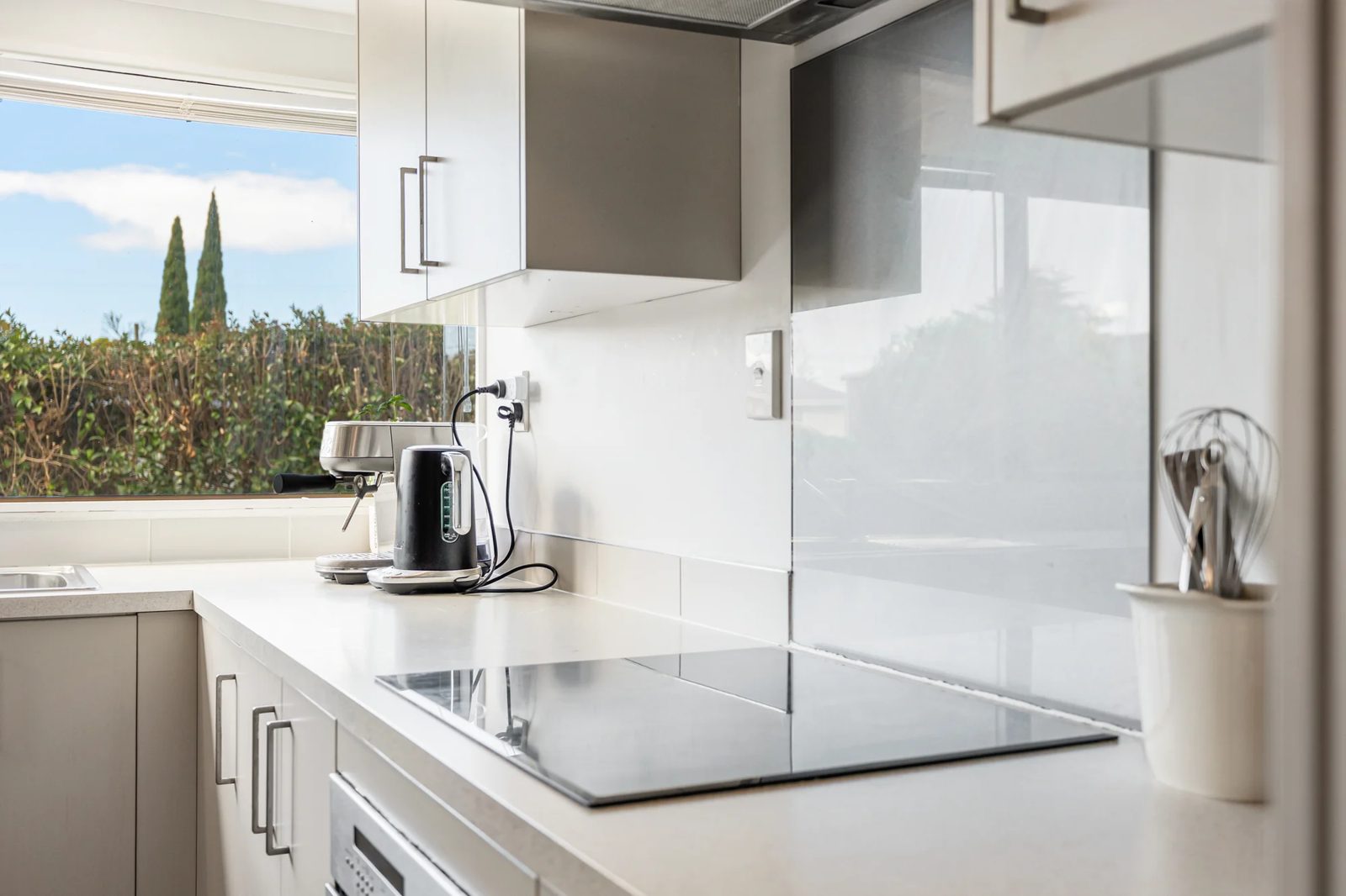2/2 Riverview Road, New Lynn, photo 9