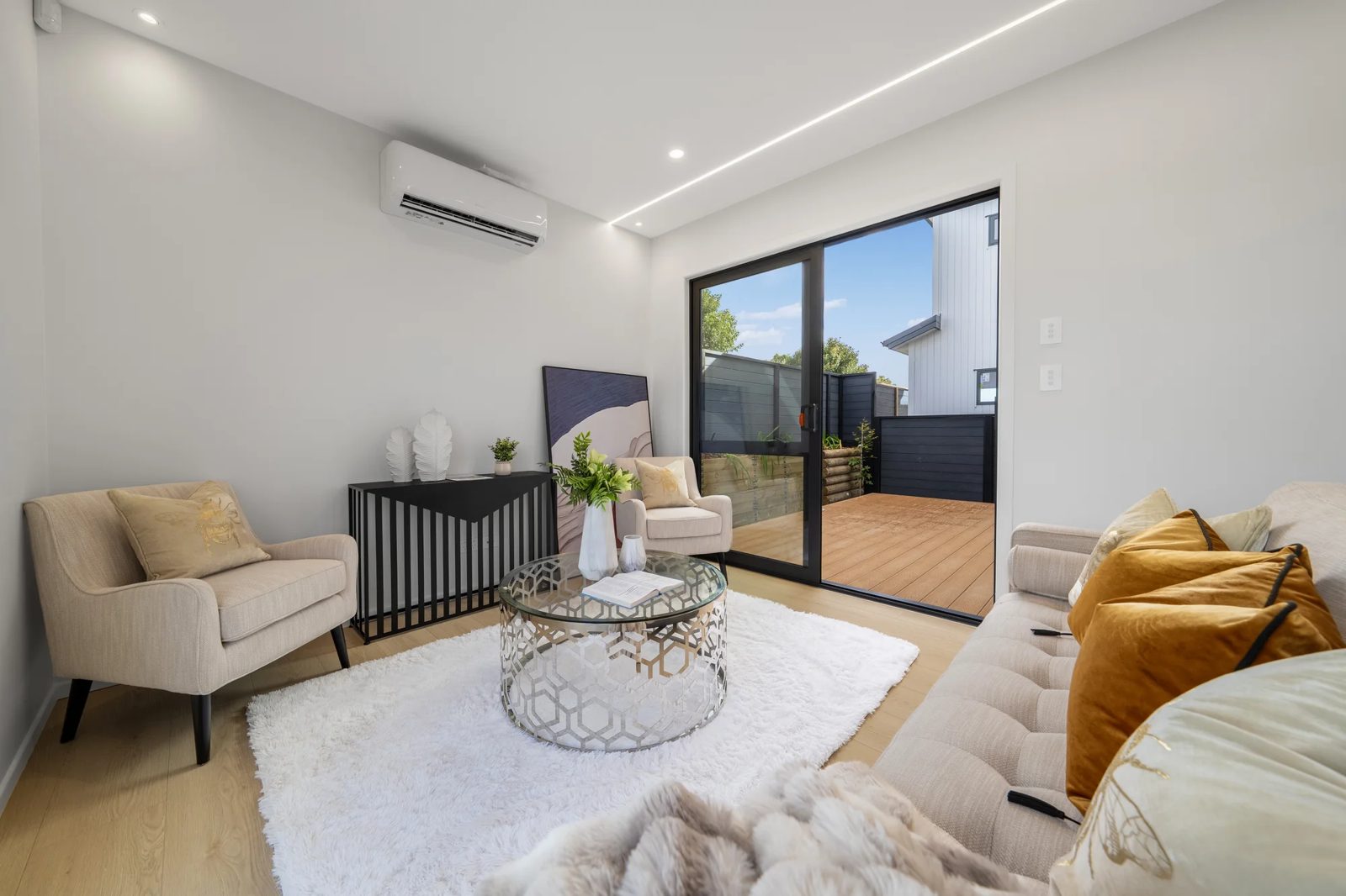 48A Sycamore Drive, Sunnynook, photo 3