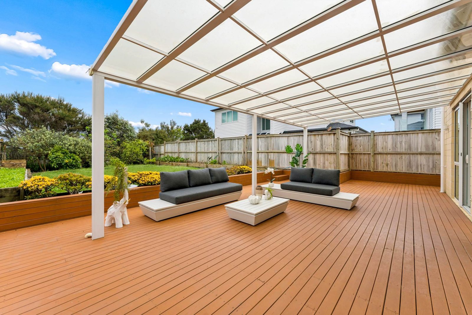 20 Mackay Drive, Greenhithe, photo 12