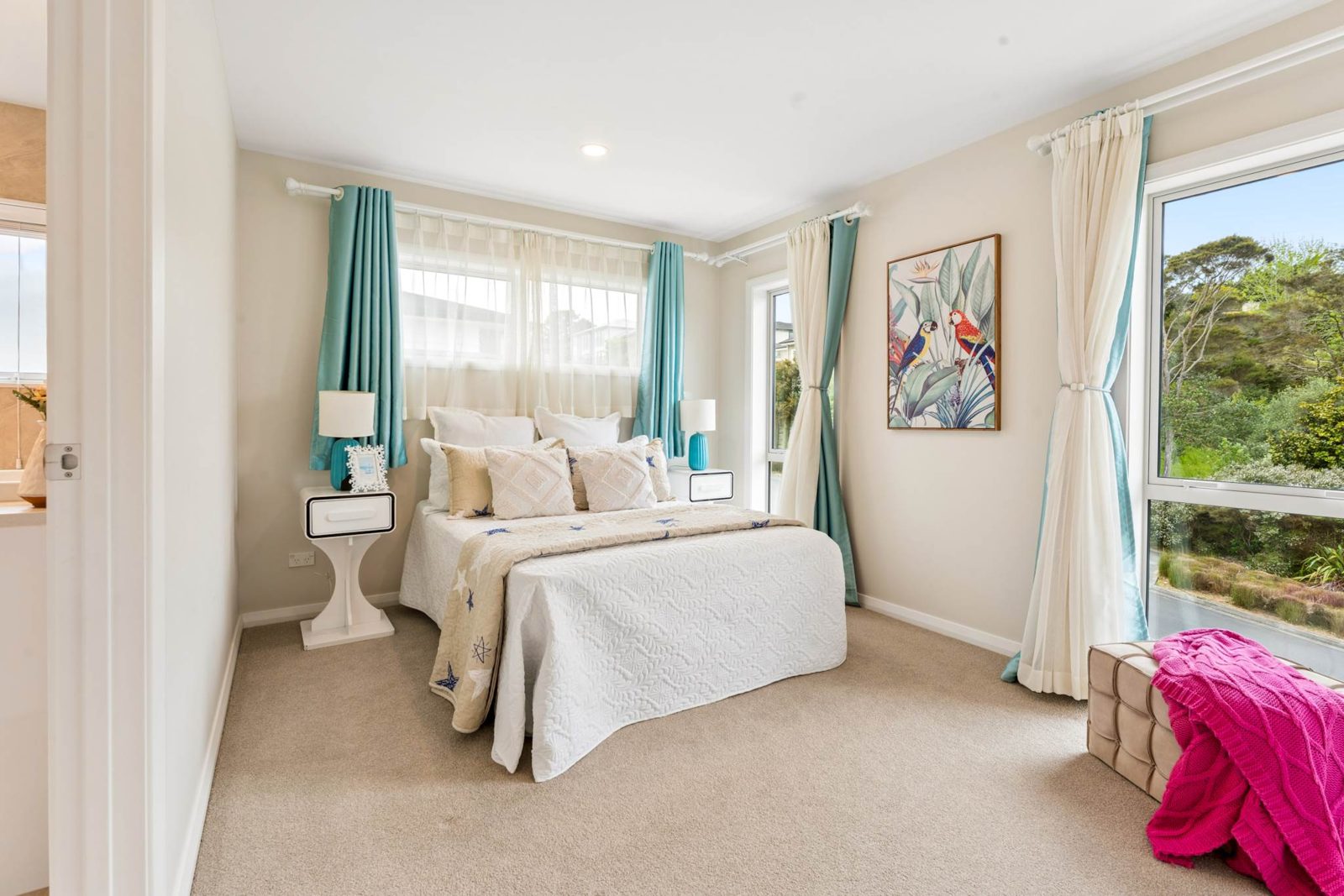 20 Mackay Drive, Greenhithe, photo 19