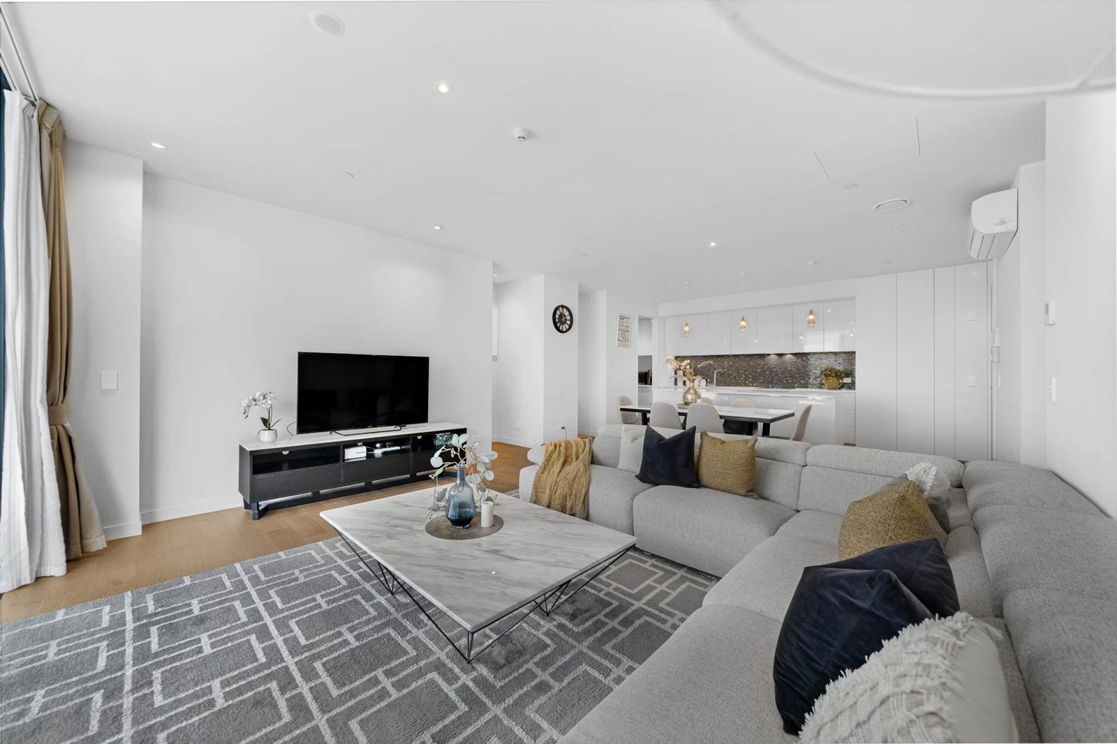 208/223B Green Lane West, Epsom, photo 8