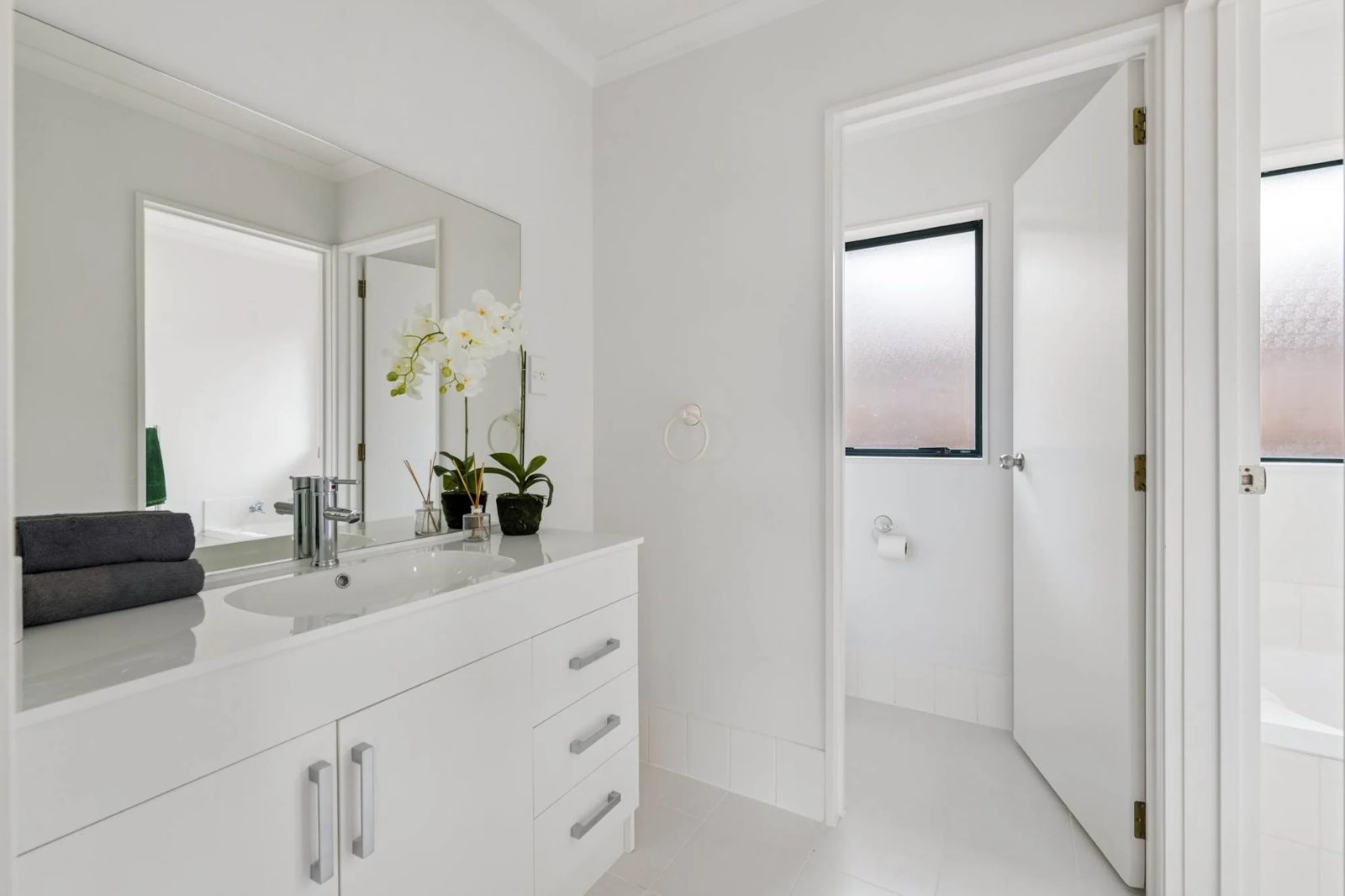 10 Medvale Avenue, Flat Bush, photo 12