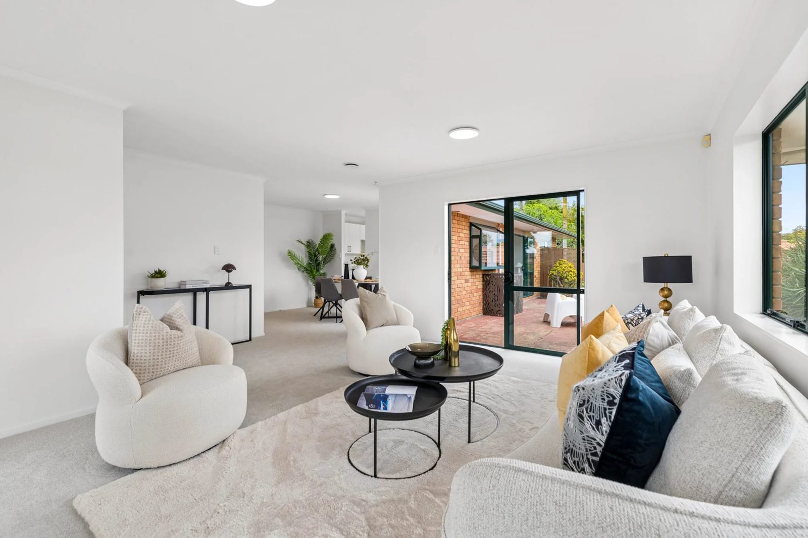 10 Medvale Avenue, Flat Bush, photo 6