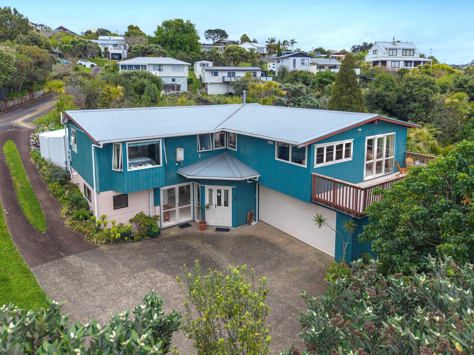 12 Kotanui Avenue, Army Bay, photo 1