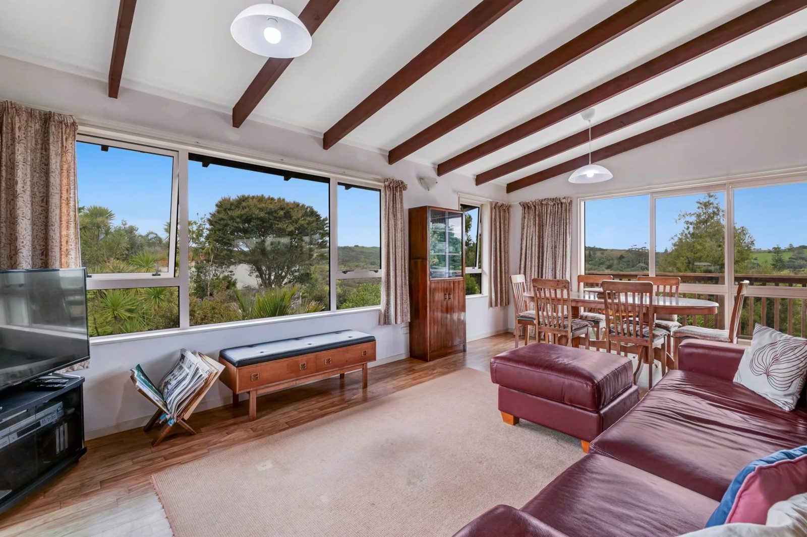 12 Kotanui Avenue, Army Bay, photo 3