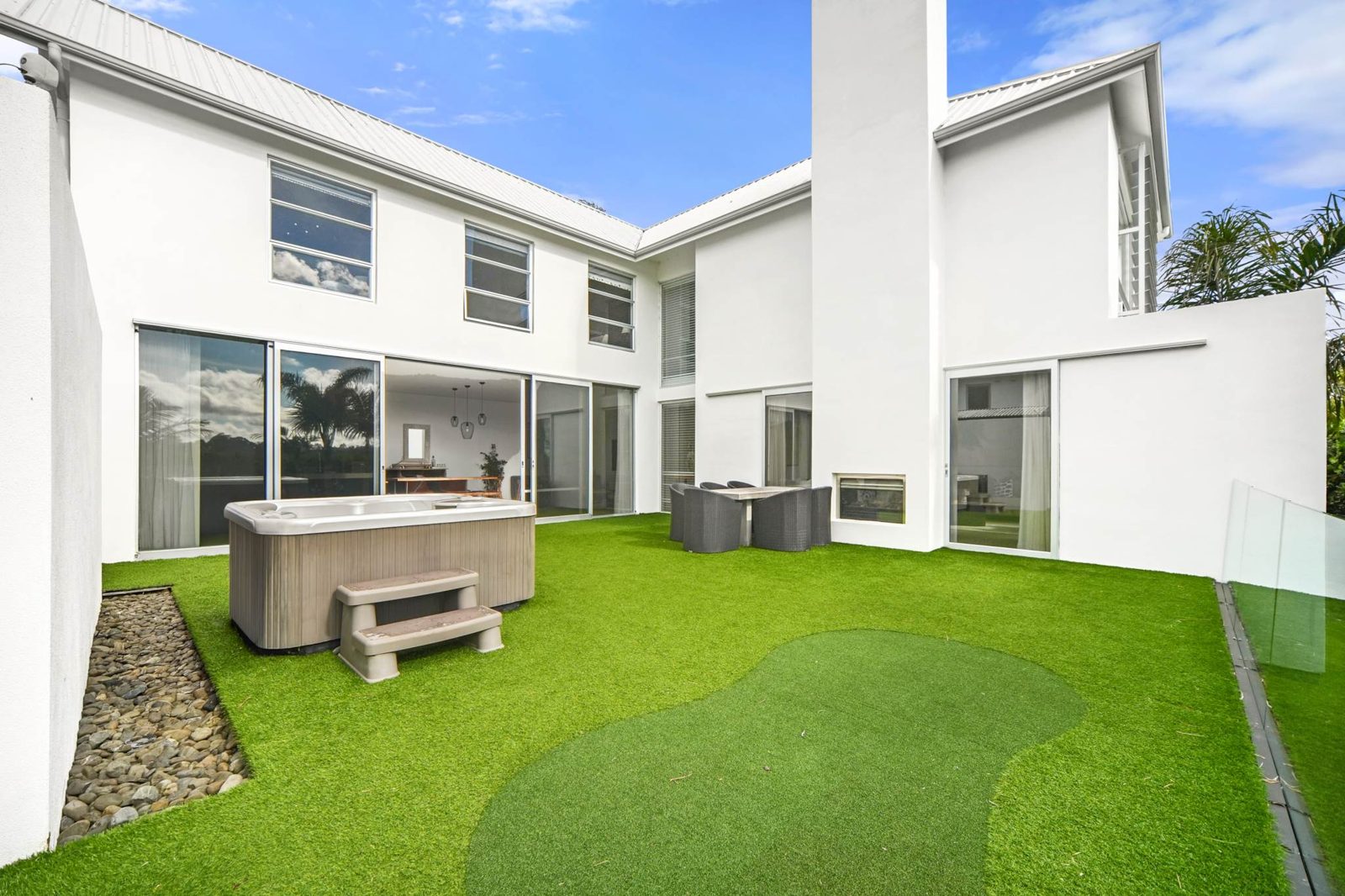 11 Rangi Avenue, Schnapper Rock, photo 3
