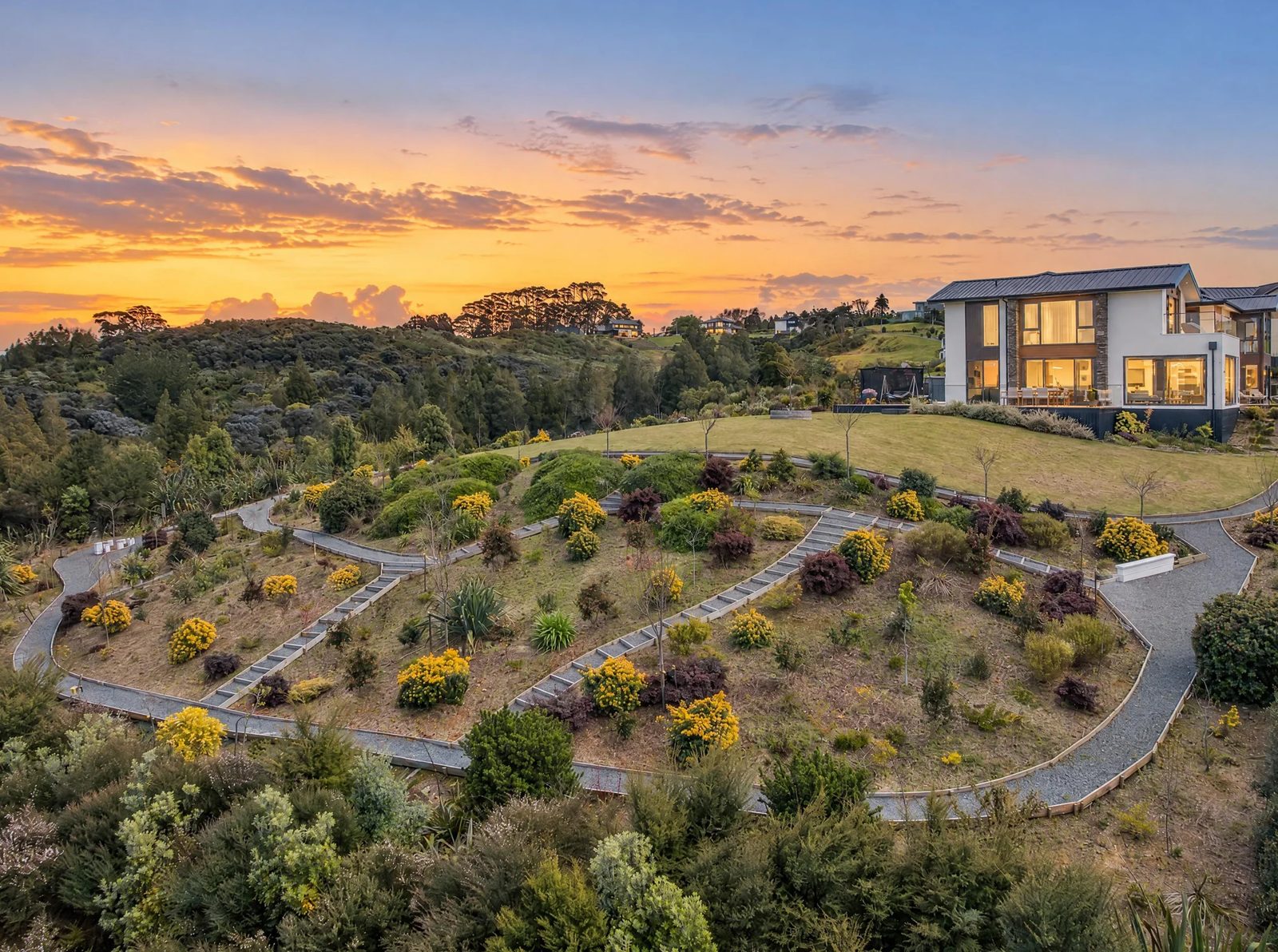 16 Ridgelea Road, Long Bay, photo 3
