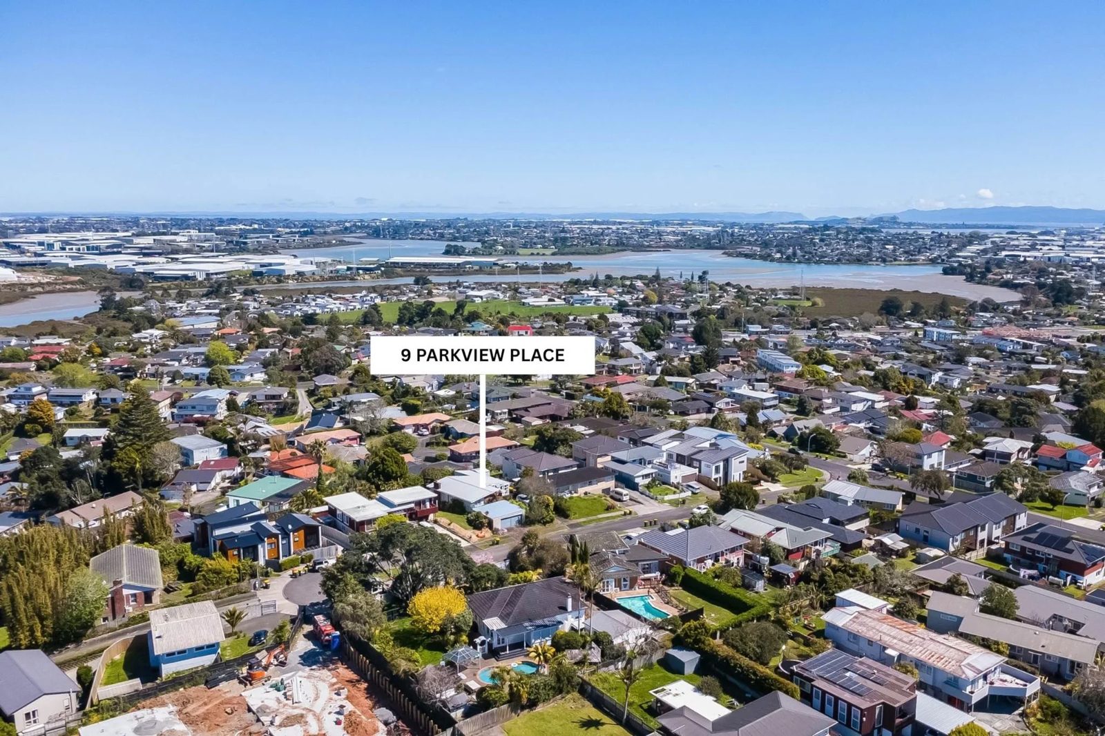 9 Parkview Place, Pakuranga Heights, photo 2