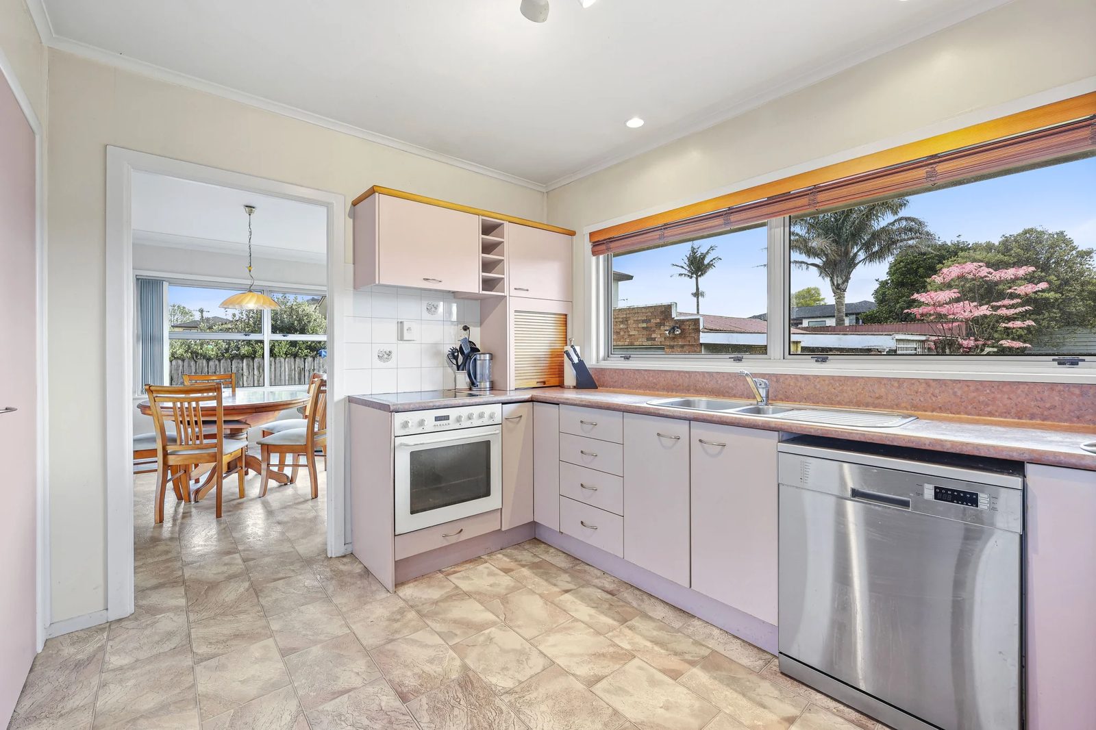 2 Buckingham Crescent, Papatoetoe, photo 13