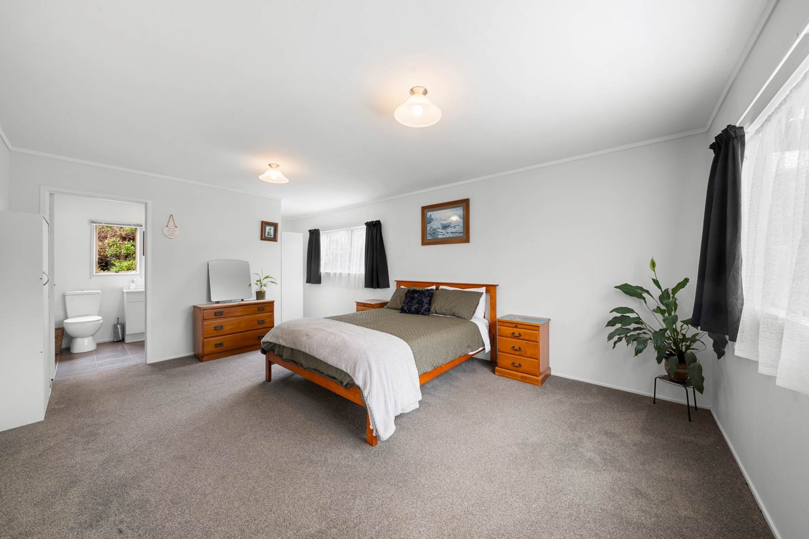 299A Clarks Beach Road, Clarks Beach, photo 5