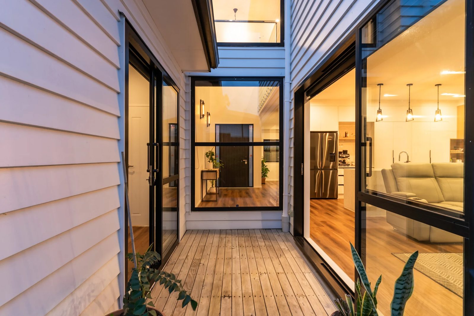 1/131A Whitney Street, Blockhouse Bay, photo 6