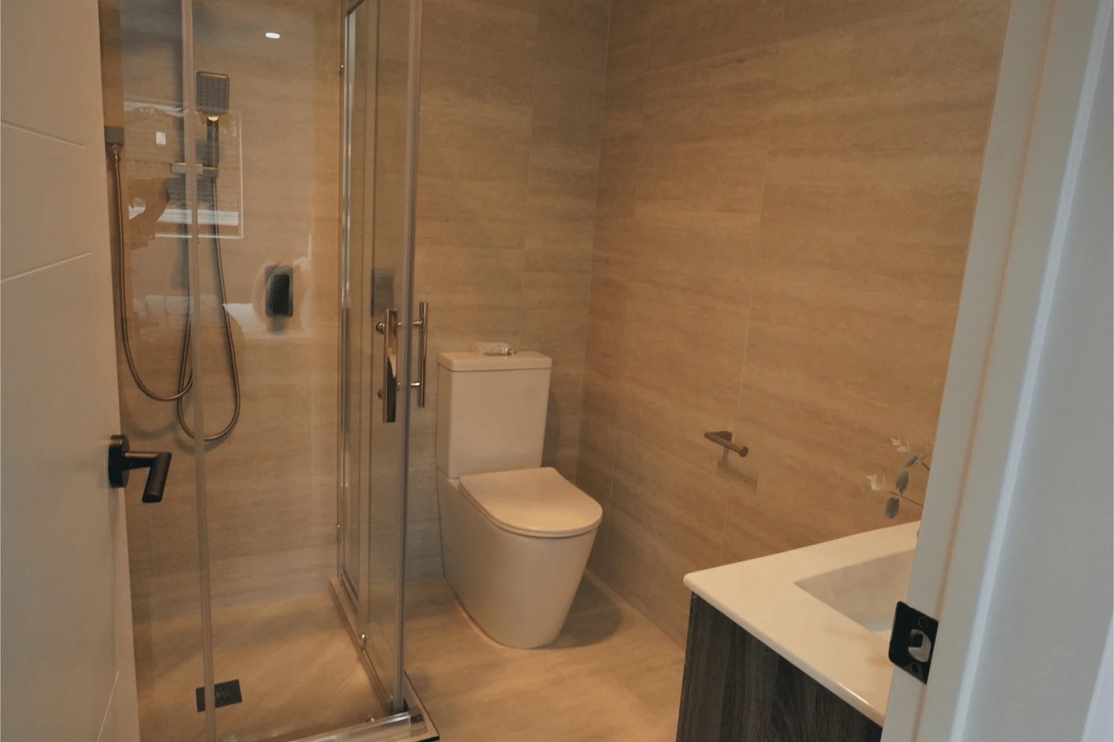 2/50 Claude Road, Hillpark, photo 10
