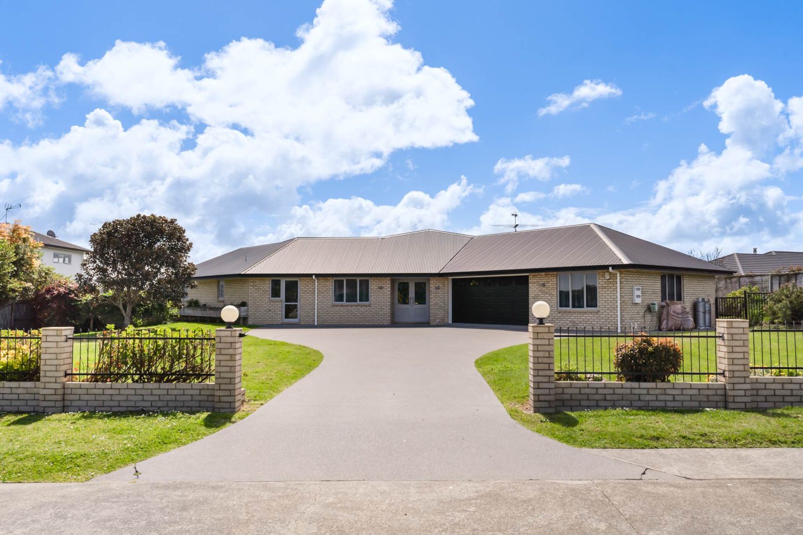 9 Goble Road, Clarks Beach, photo 1
