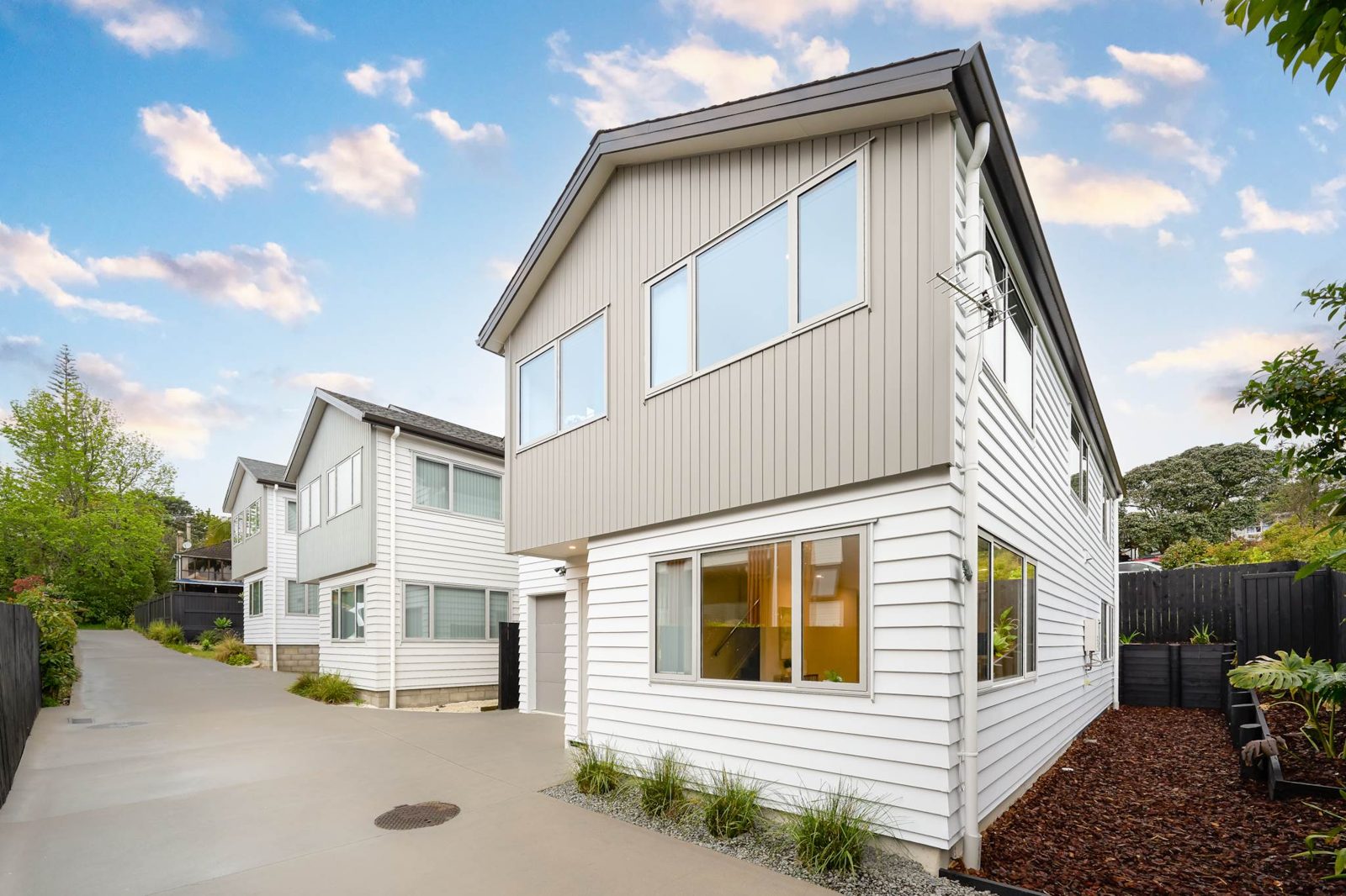 12C Diana Drive, Glenfield, photo 2