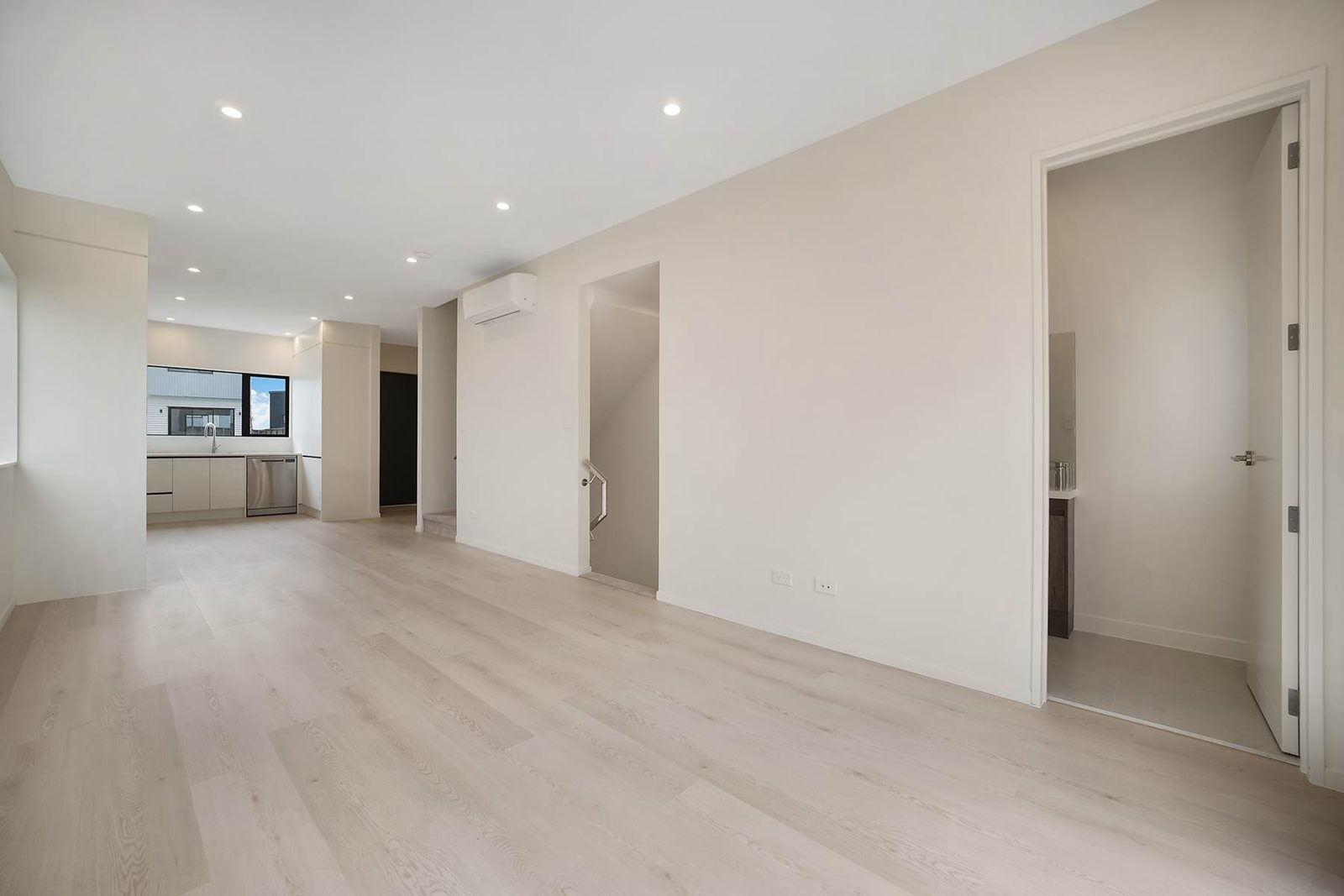 55B Crestview Rise, Papakura, photo 6