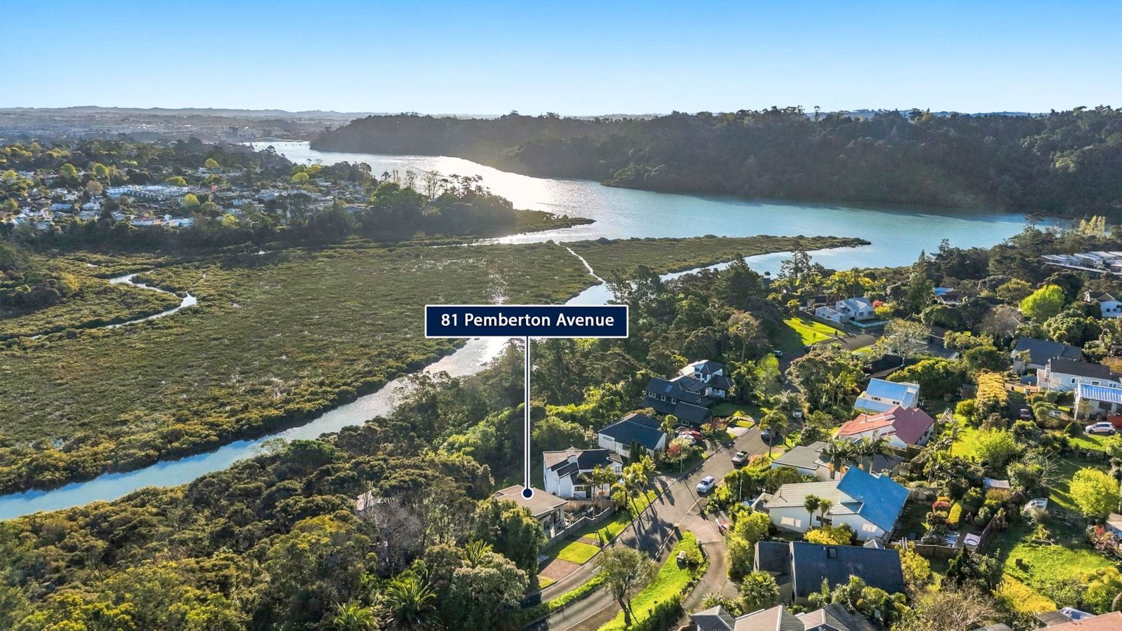 81 Pemberton Avenue, Bayview, photo 1