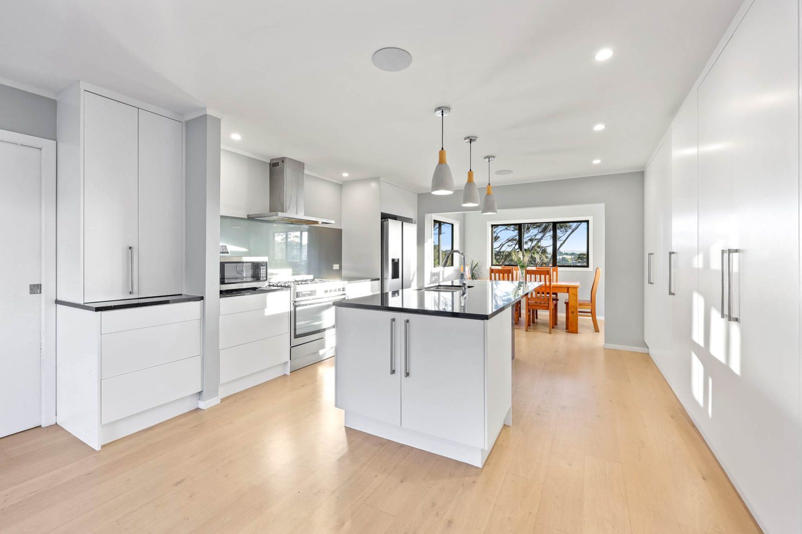 81 Pemberton Avenue, Bayview, photo 9
