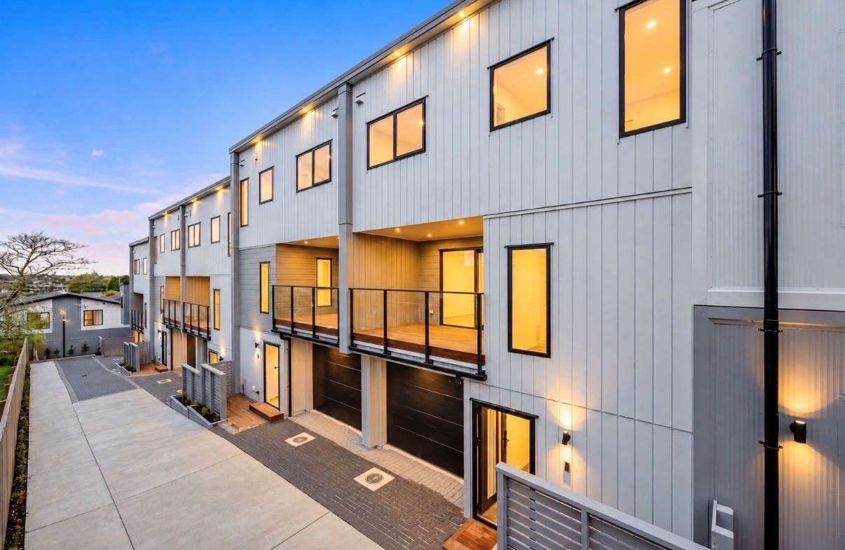 4/17 Peverill Crescent, Papatoetoe, photo 1