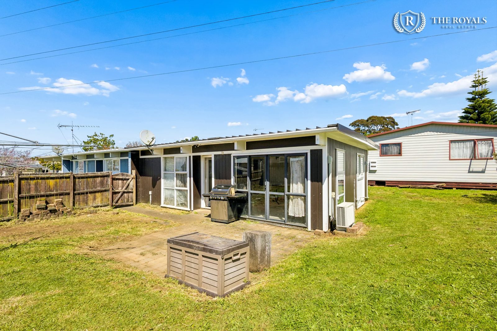 2/17 Quennell Avenue, Favona, photo 1
