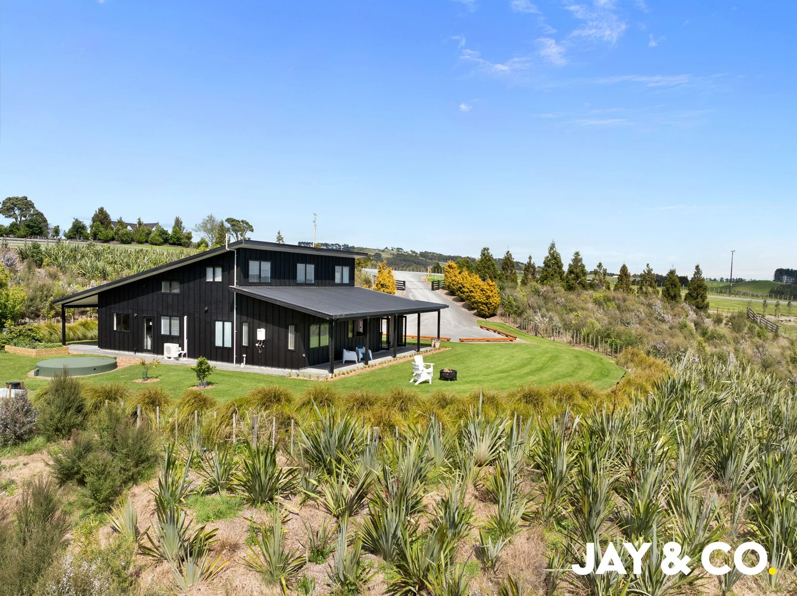 51 Munros Road, Clevedon, photo 1