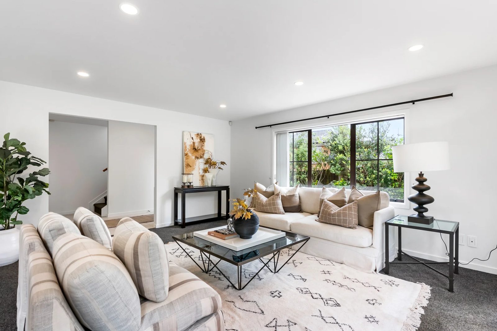 81B Owairaka Avenue, Mount Albert, photo 2