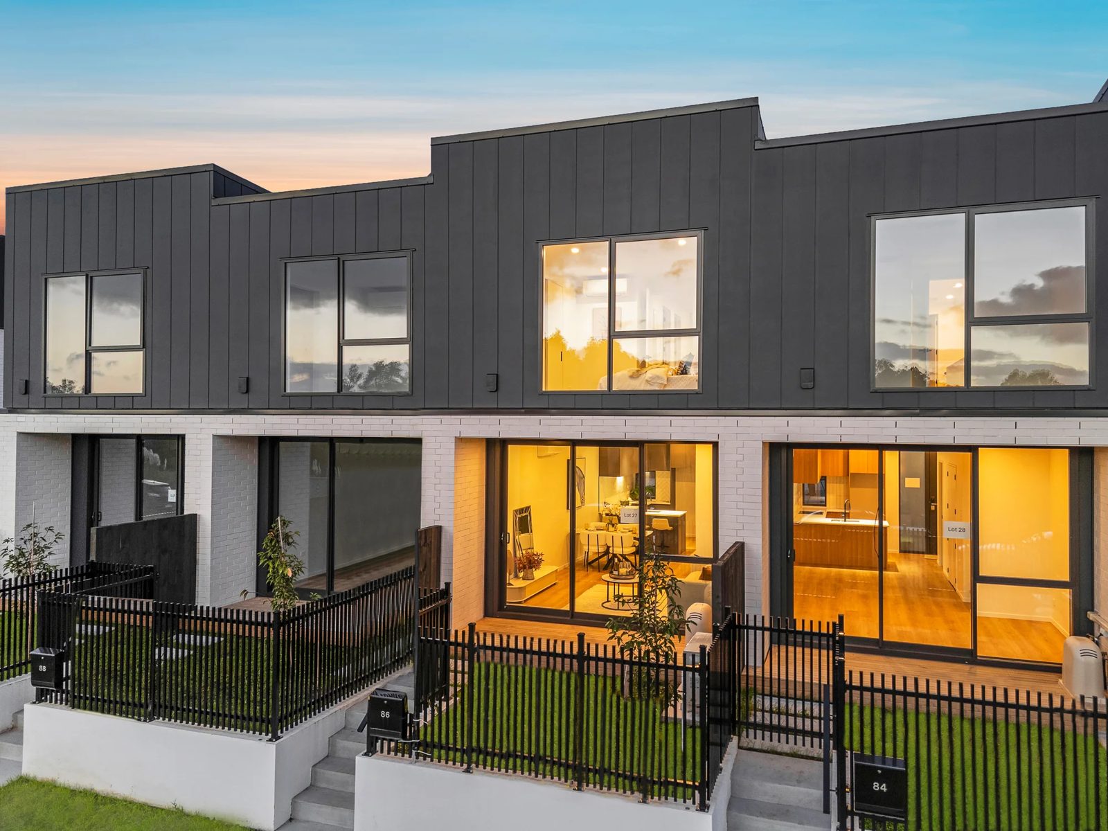 84 Whakatupu, Flat Bush, photo 1