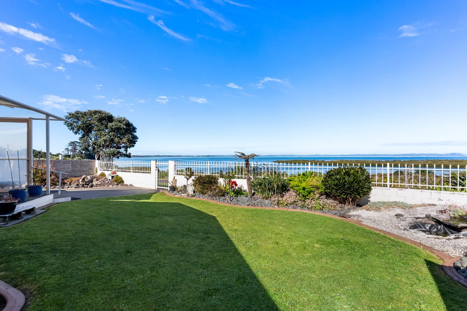 14 Eloise Place, Clendon Park, photo 6
