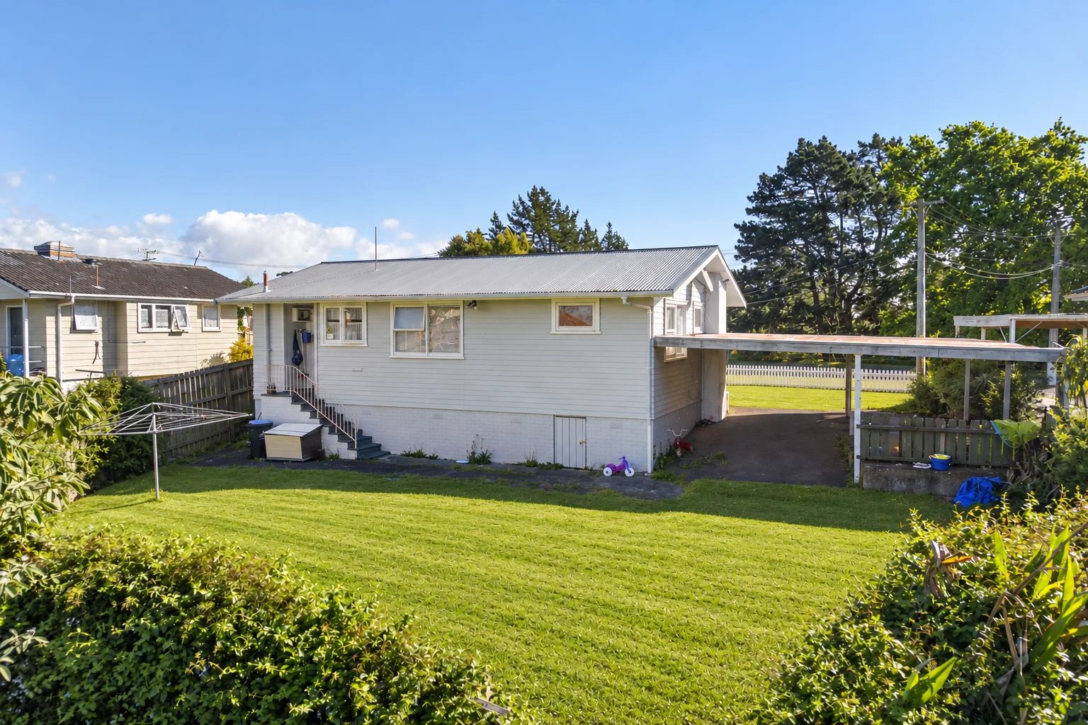 13 Perth Street, Otara, photo 11