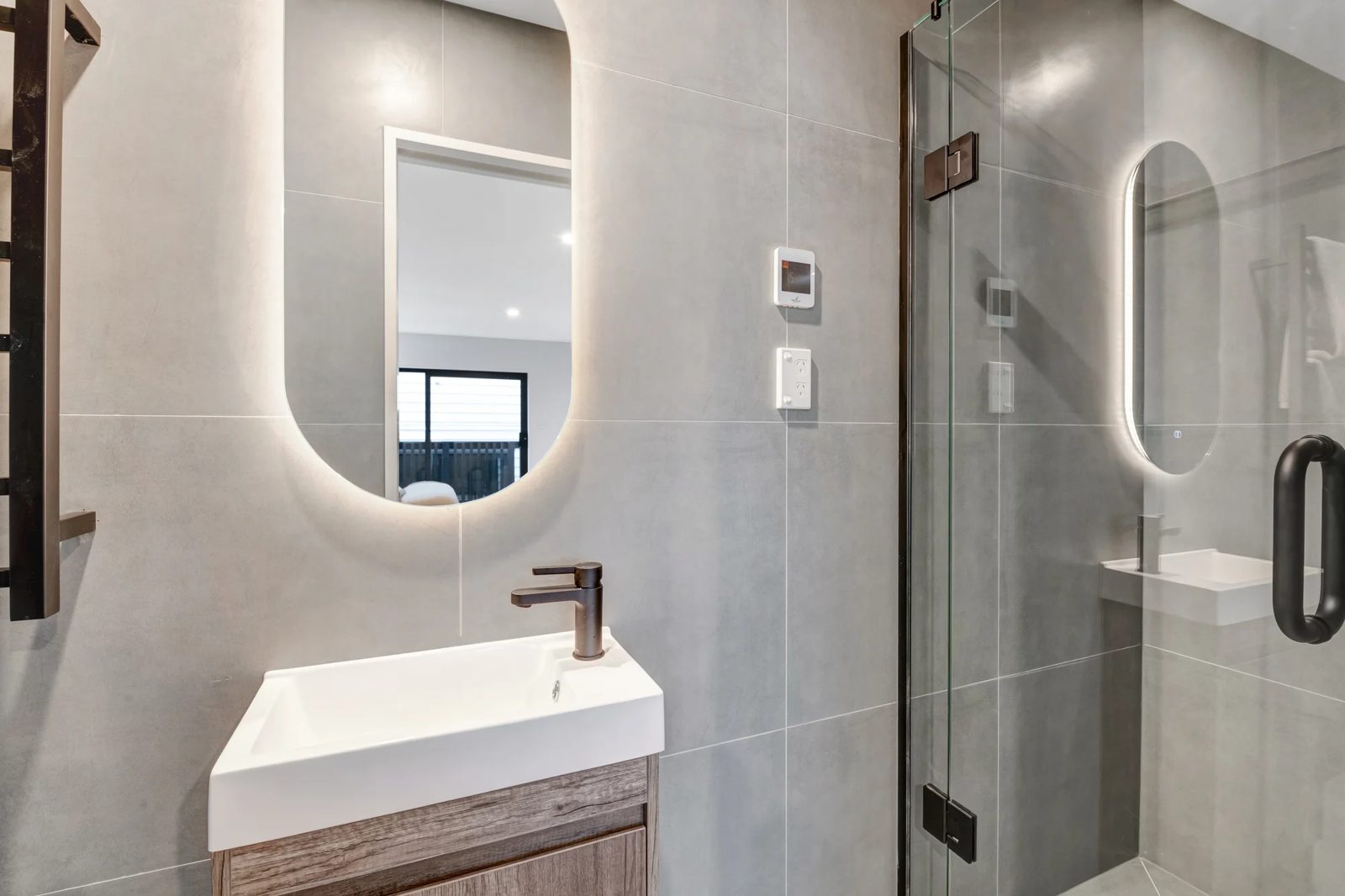 8 Pleasant Way, Matakatia, photo 10